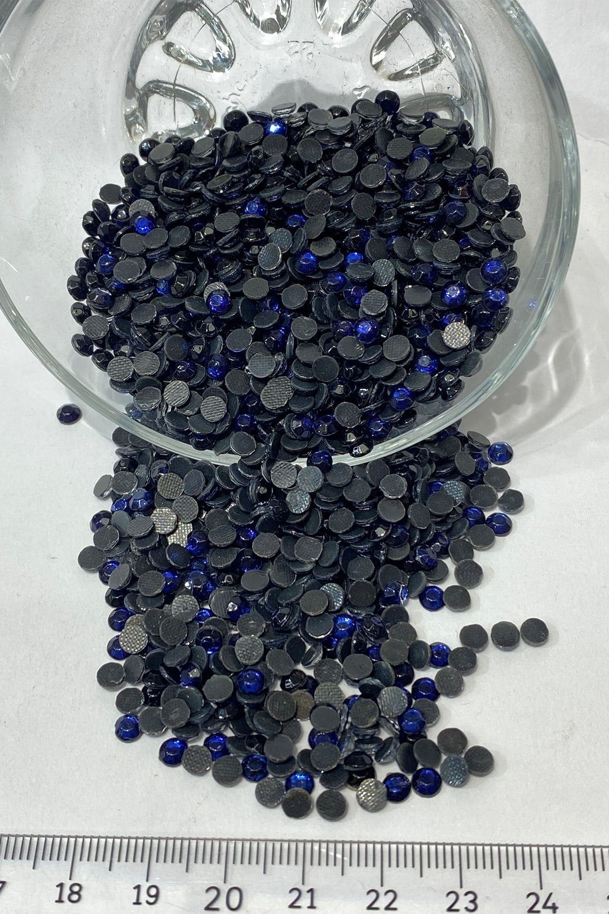 Lacivert Ütüyle Yapışan Taş 25 gr