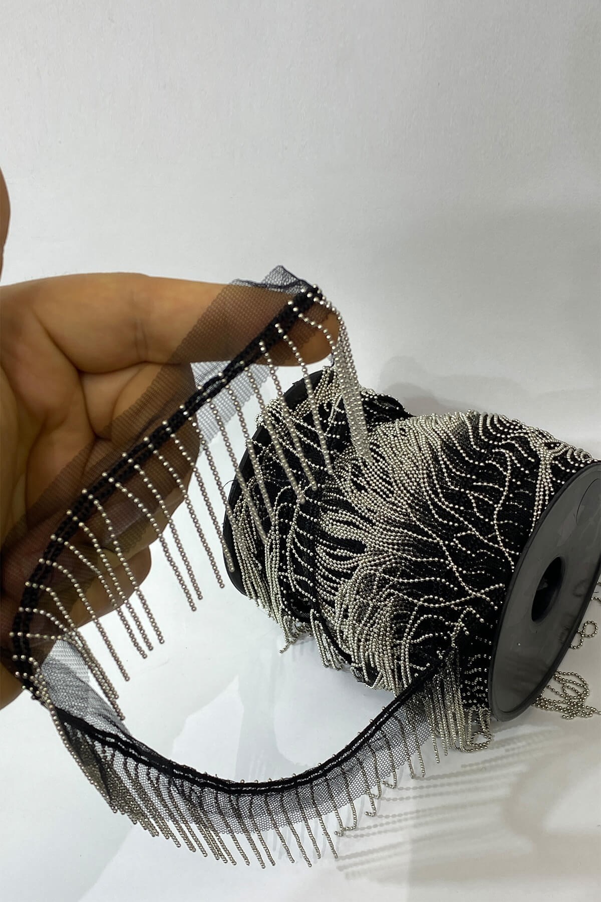 Metal Zincirli Püsküllü Saçak Şerit 1 mt