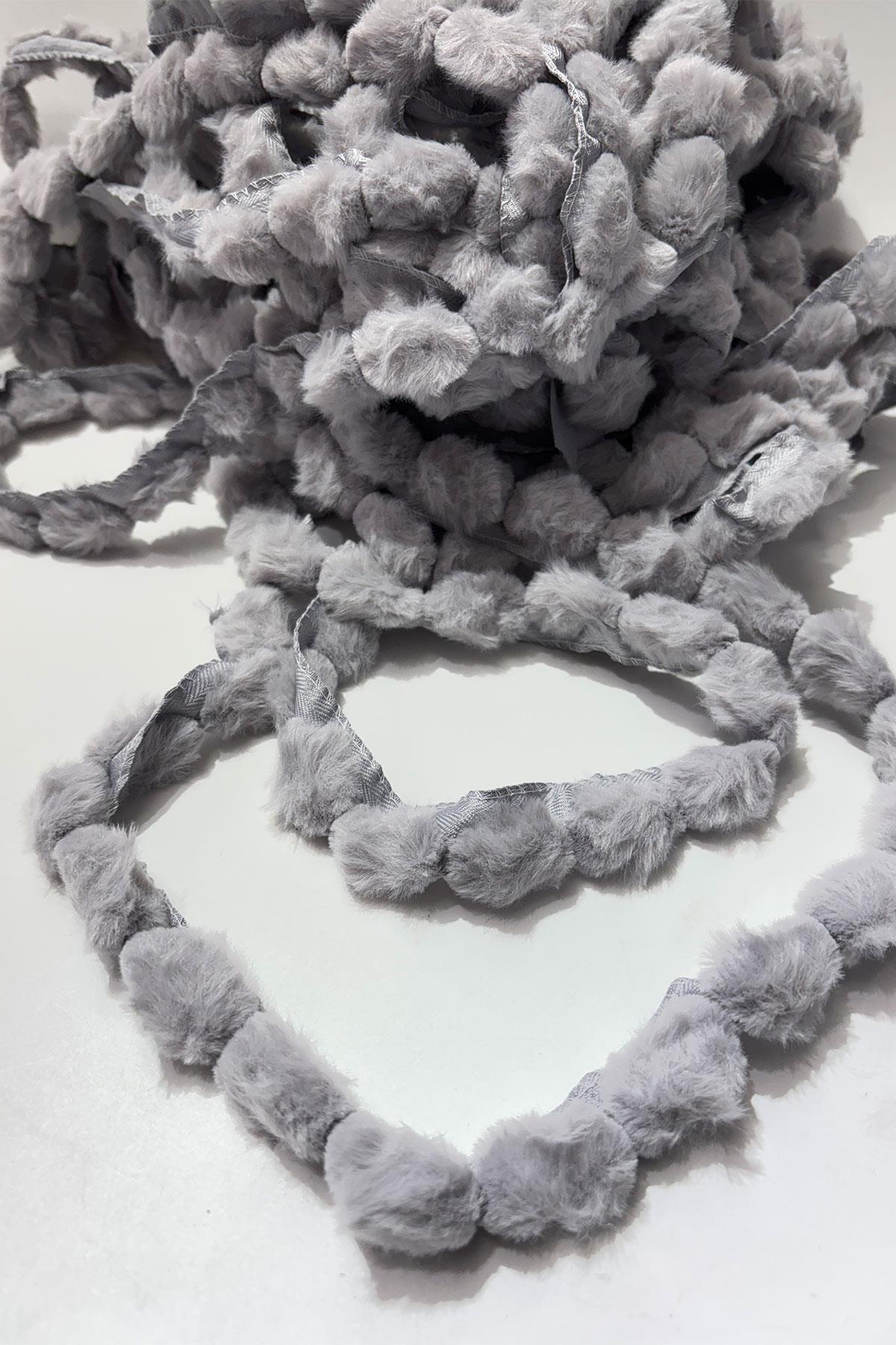Peluş Şerit Ponpon,Tavşan Kuyruğu Ponpon,Peluş Ponpon 1 mt