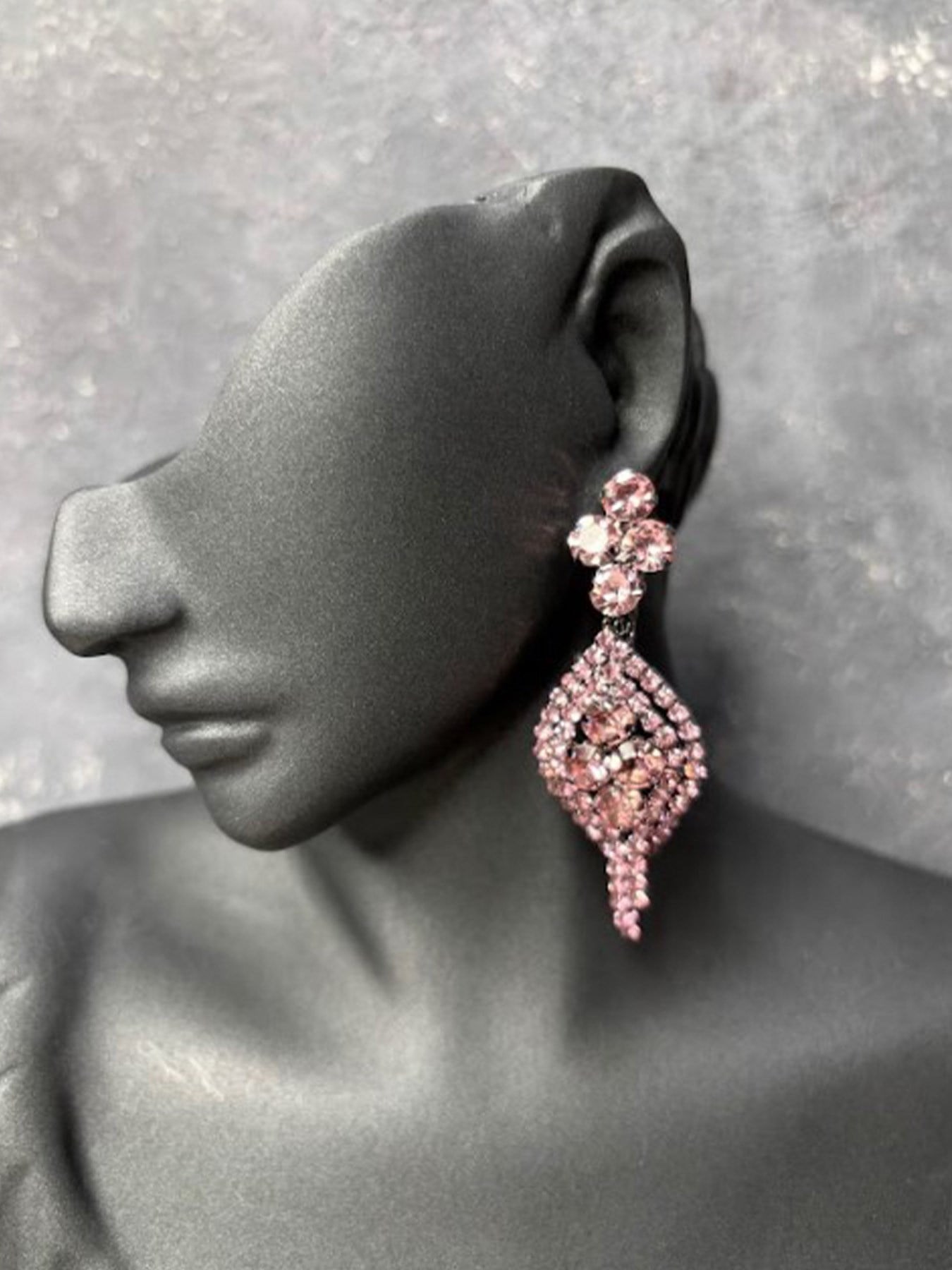 Pembe Rengi Lina Modern Şık Tasarım Gelin Abiye Küpesi