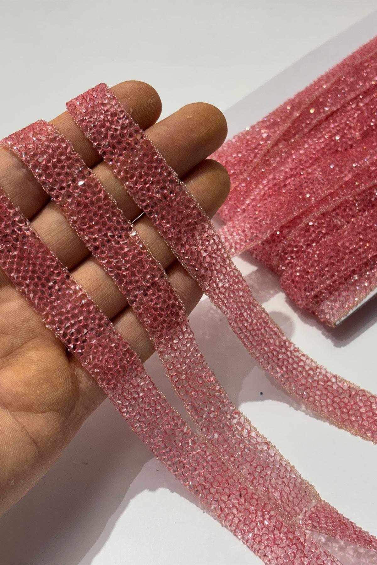 Pembe Ütüyle Yapışan Şerit Taş Boncuk1,5 Cm