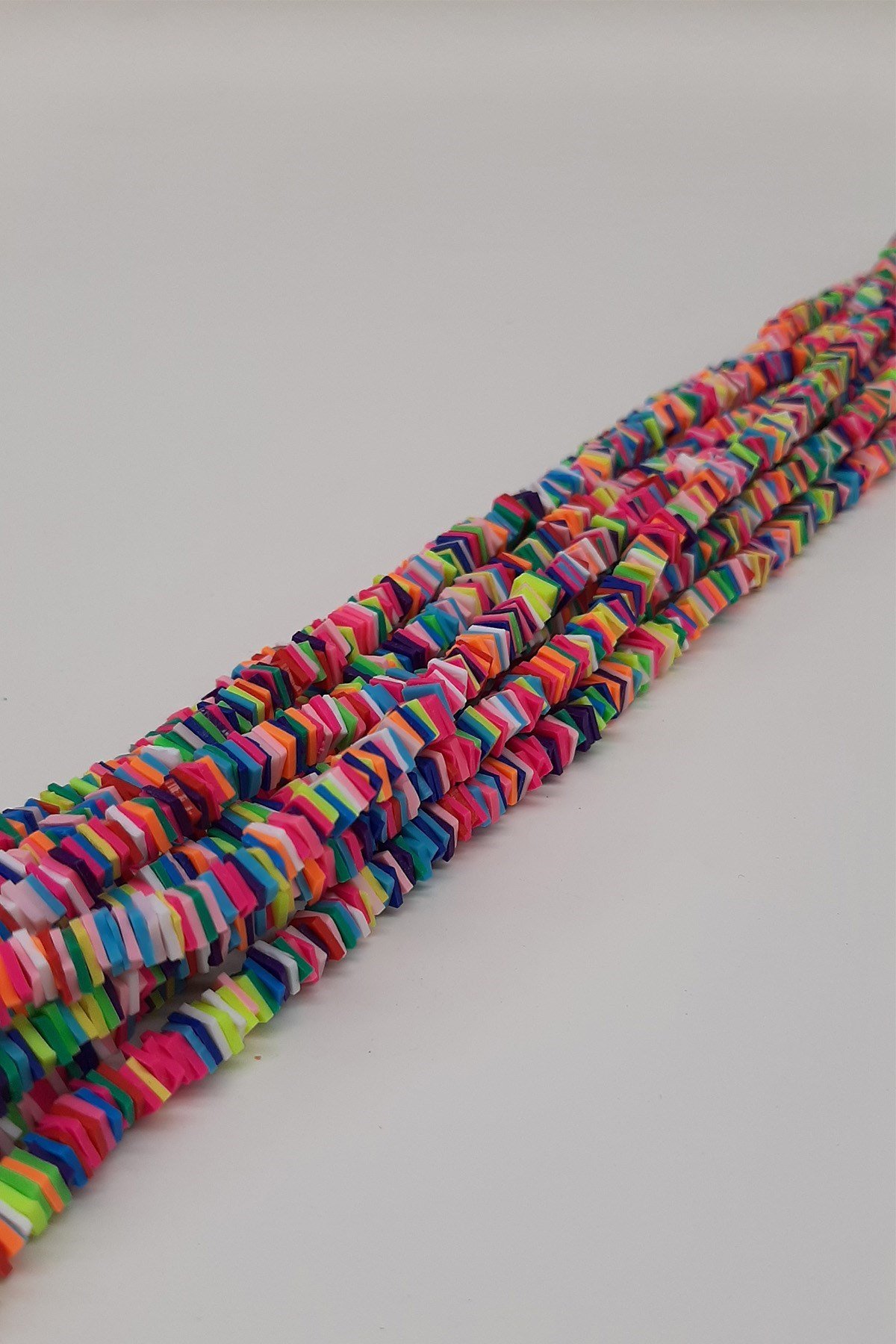 Rengarenk Kare Fimo Hamur Boncuk 6Mm