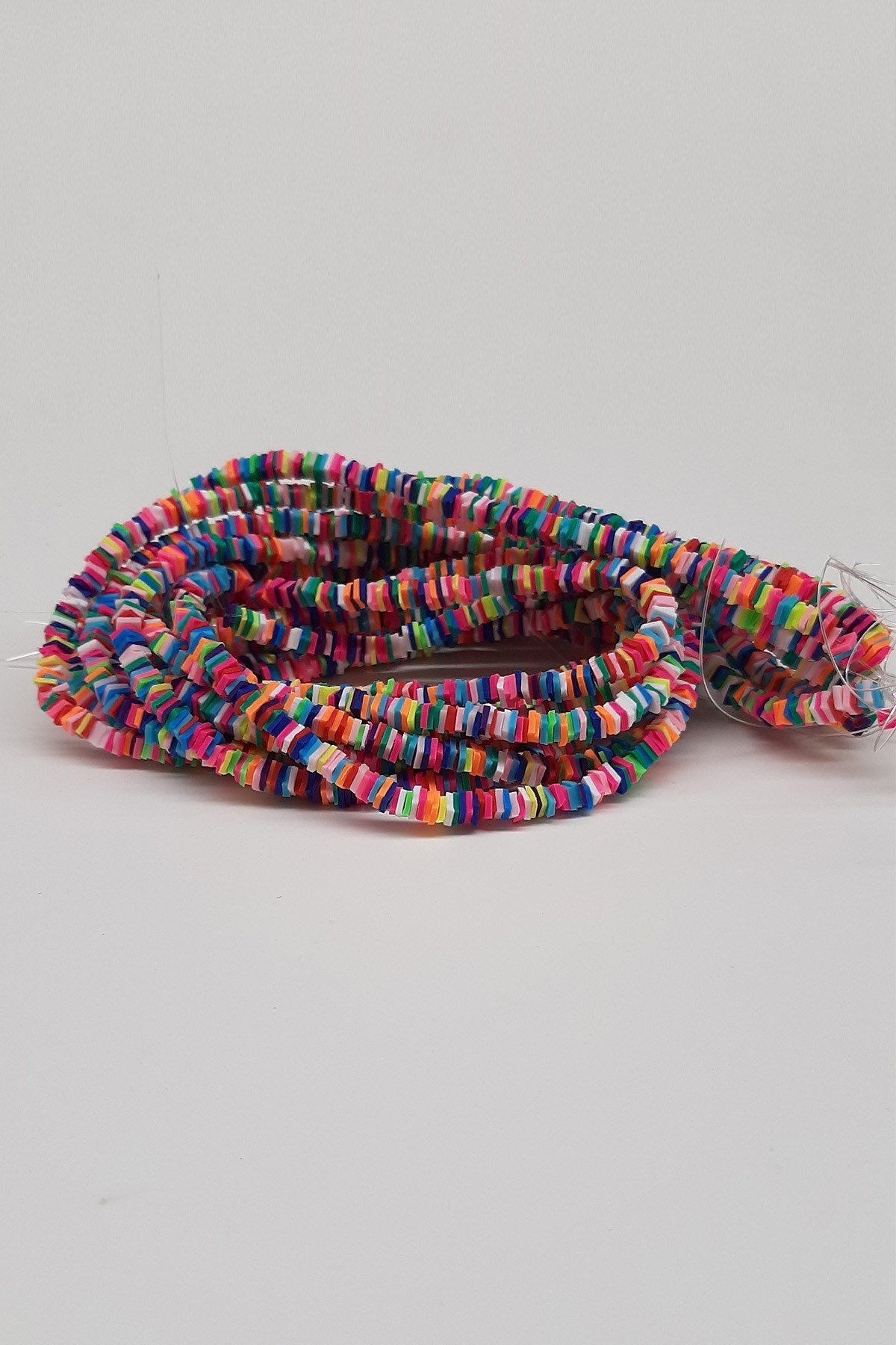 Renkli Fimo Hamur Boncuk 4 mm