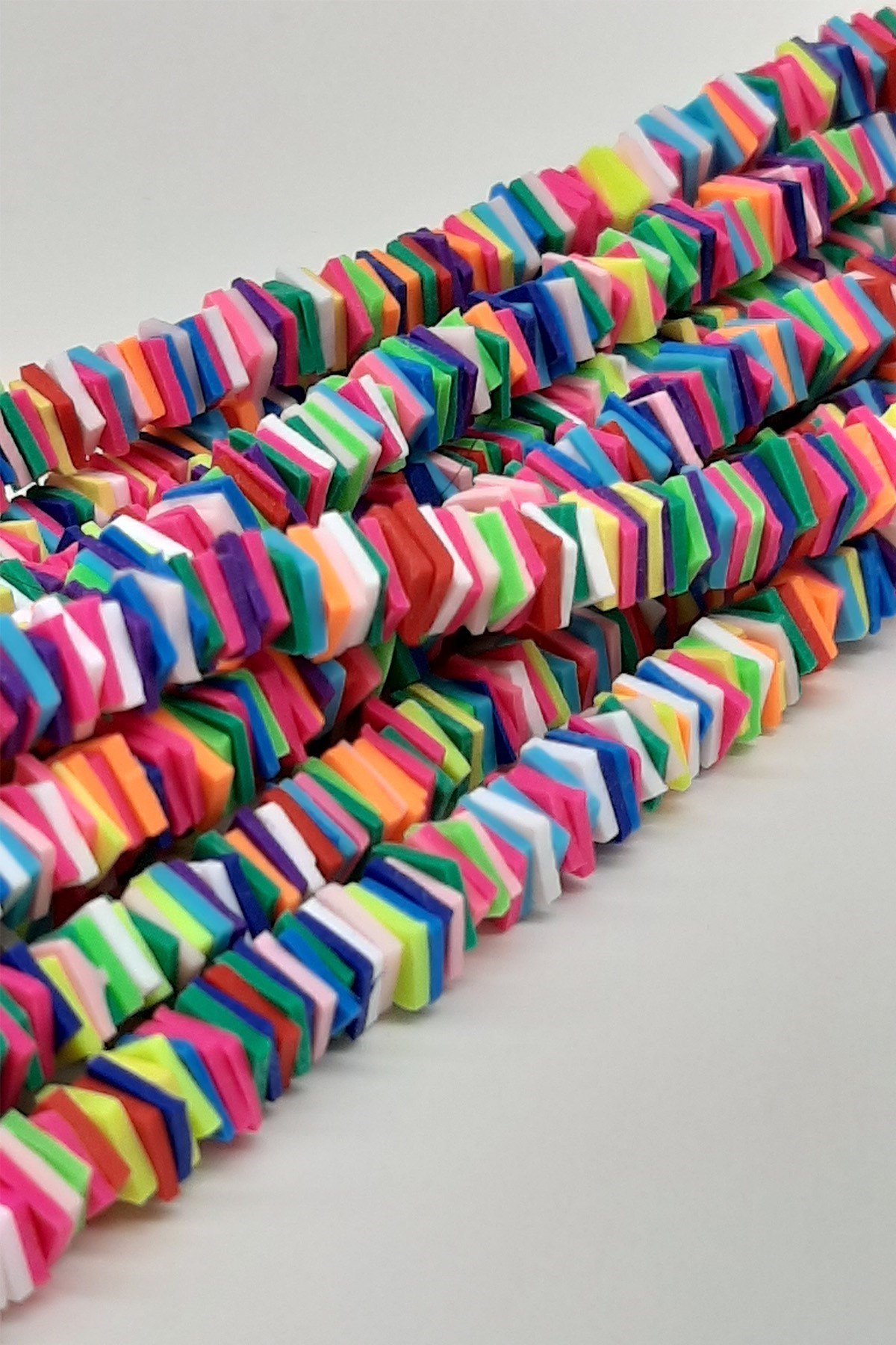 Renkli Kare Fimo Hamur Boncuk 6Mm