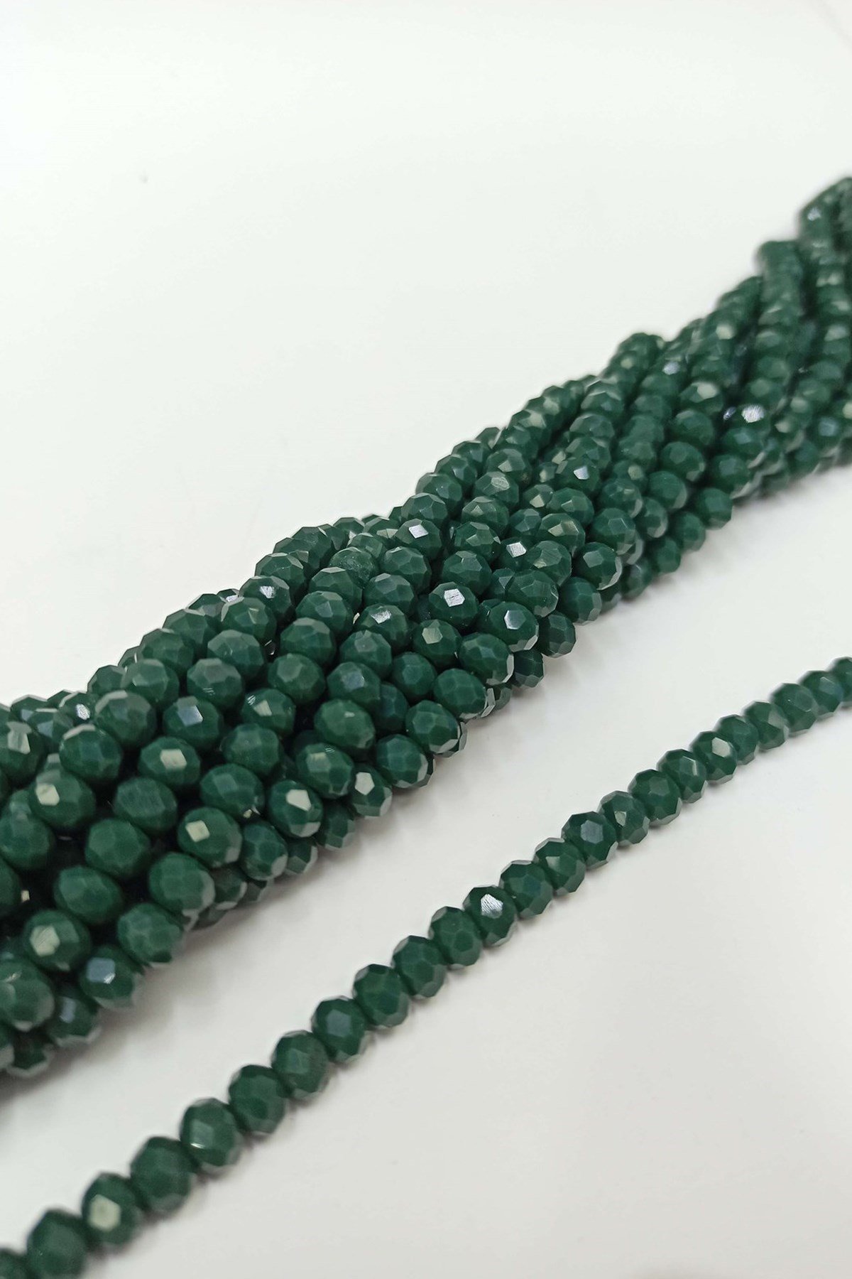 Sade Yeşil Kristal Boncuk 6 mm