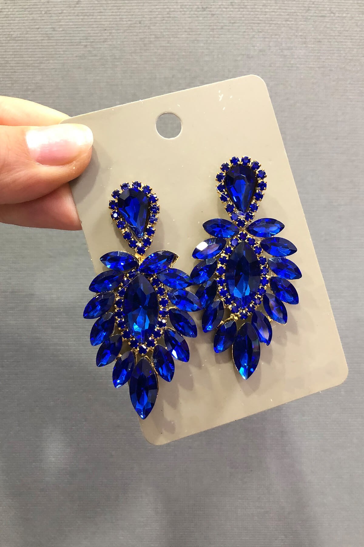 Saks Mavisi Kristal Taşlı Sarı Oval Küpe