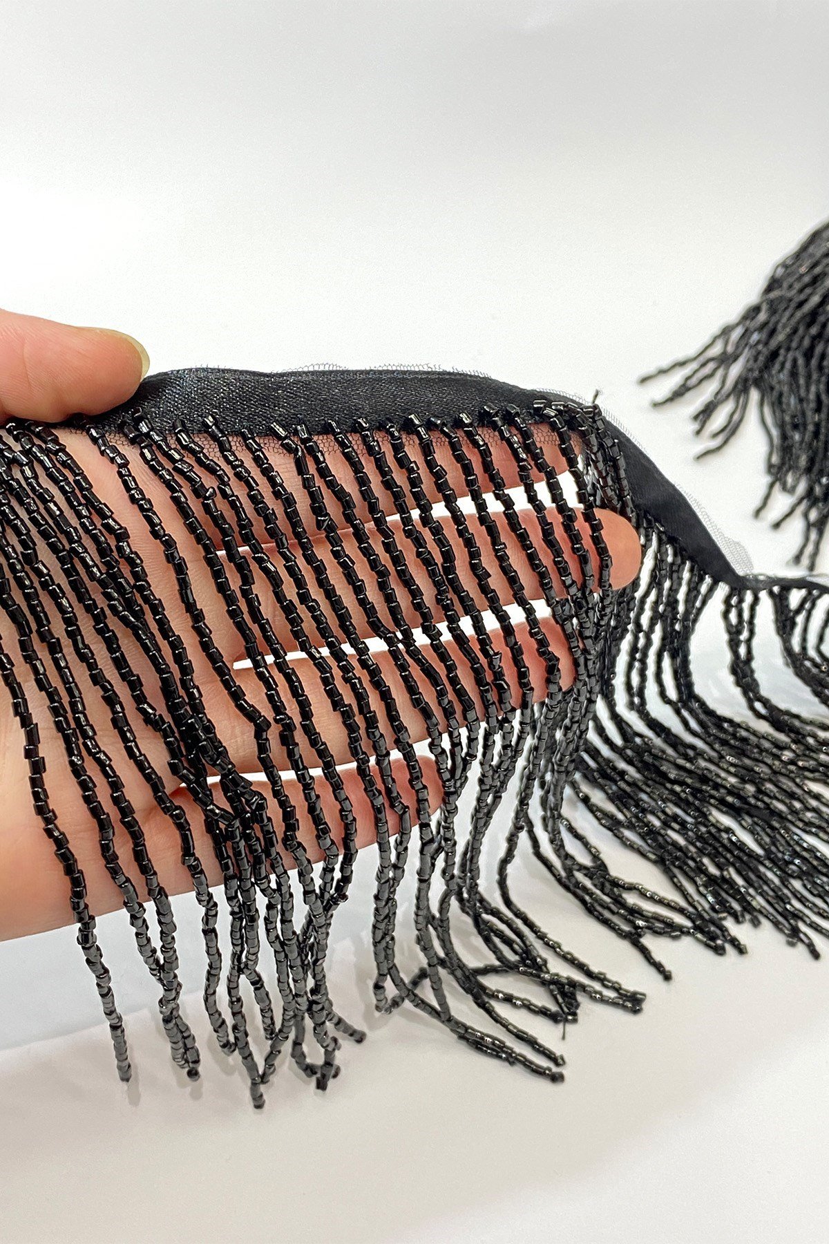 Siyah Boncuklu 15 cm Saçak Püskül