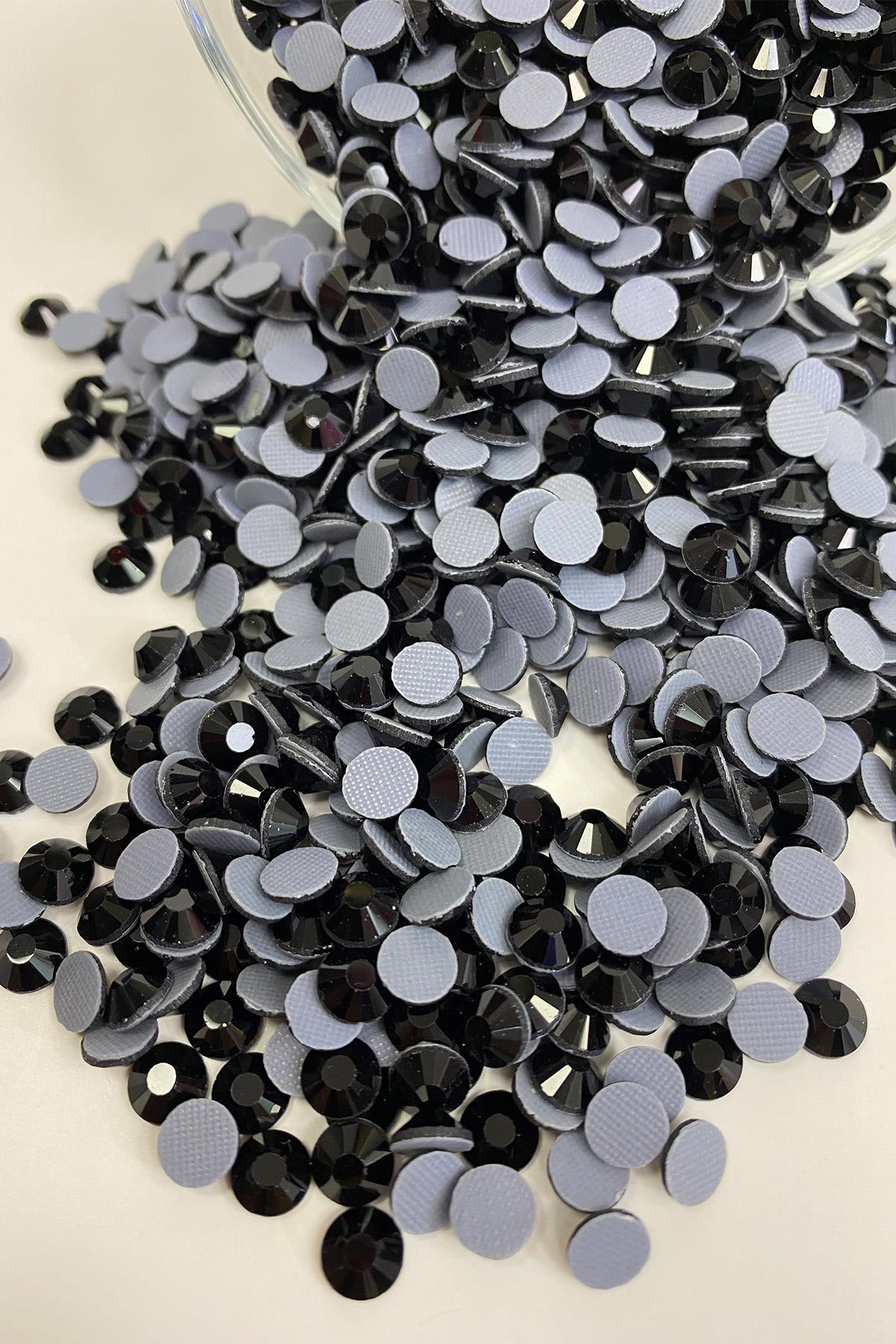 Siyah Ütüyle Yapışan Boncuk Ss30 6mm Yapıştırma Taş 25 grm