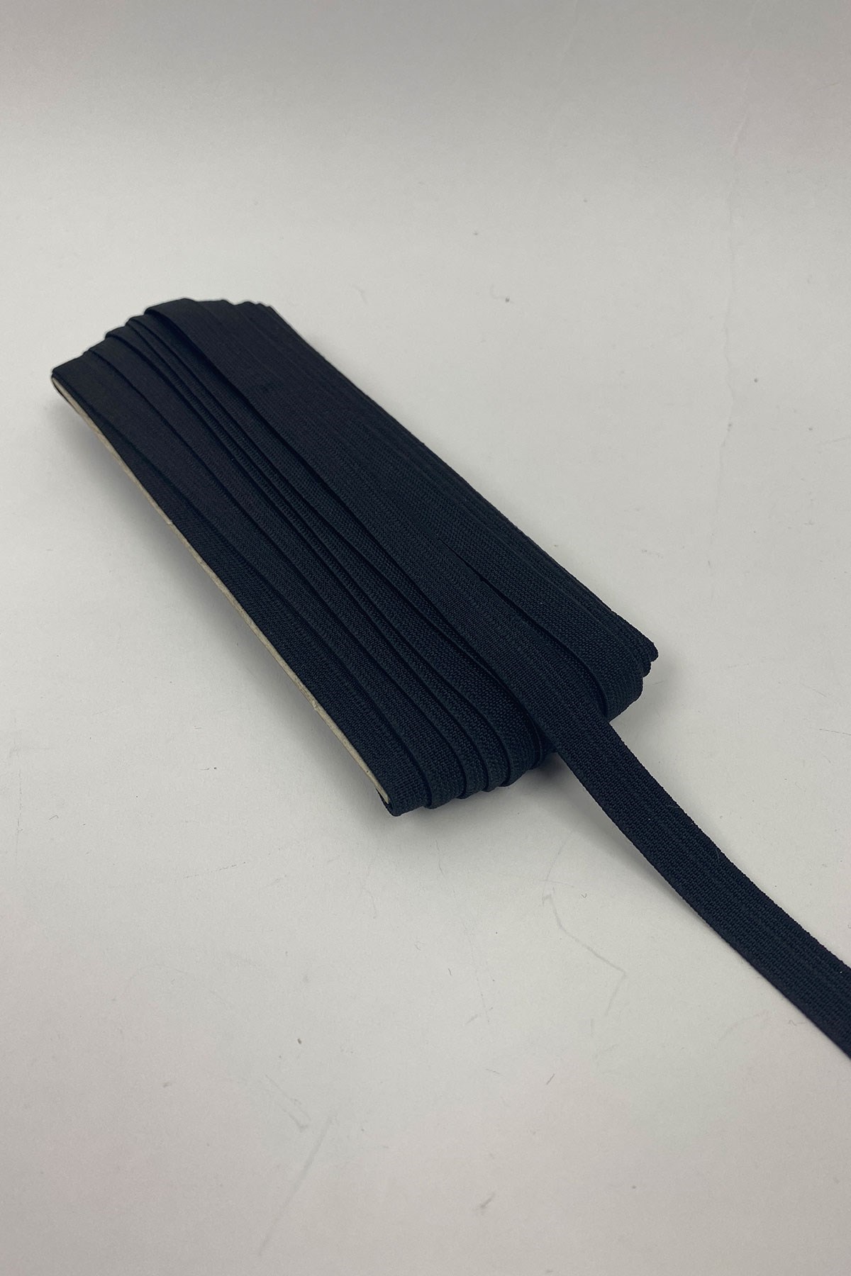 Siyah Yassı Lastik 1,5 cm 10 mt