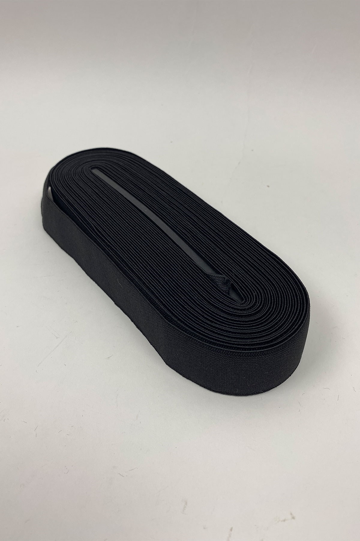 Siyah Yassı Lastik 3 cm 10 mt