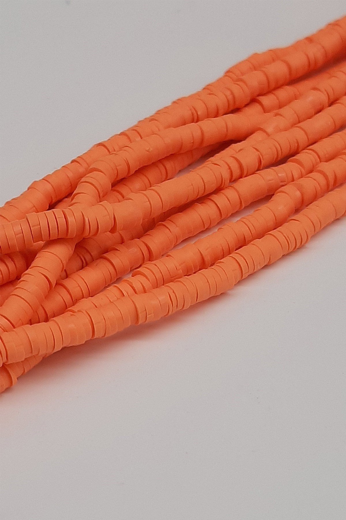 Turuncu Fimo Hamur Boncuk 4mm