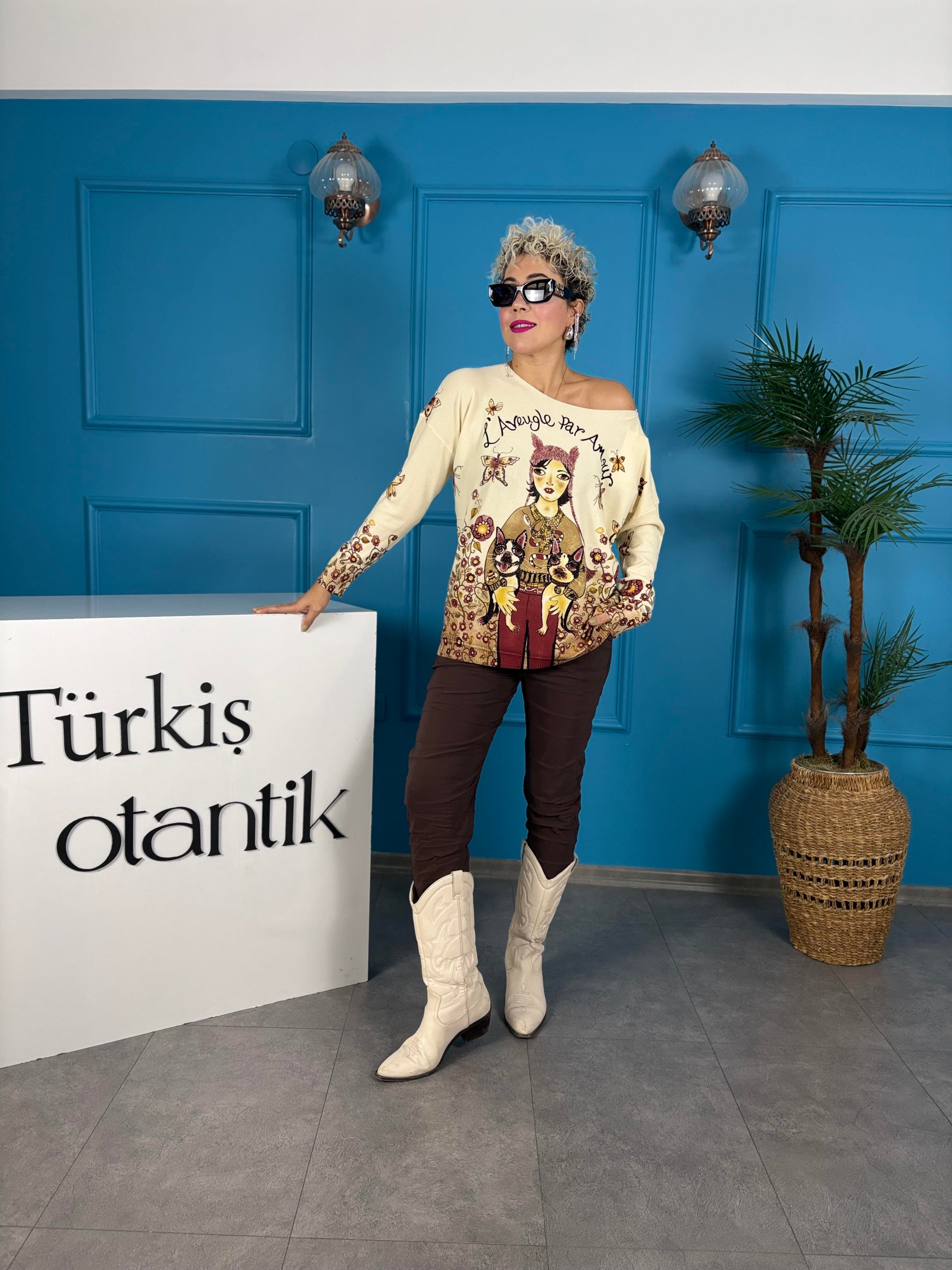 Dijital Baskı Taş İşlemeli İthal Bluz 1