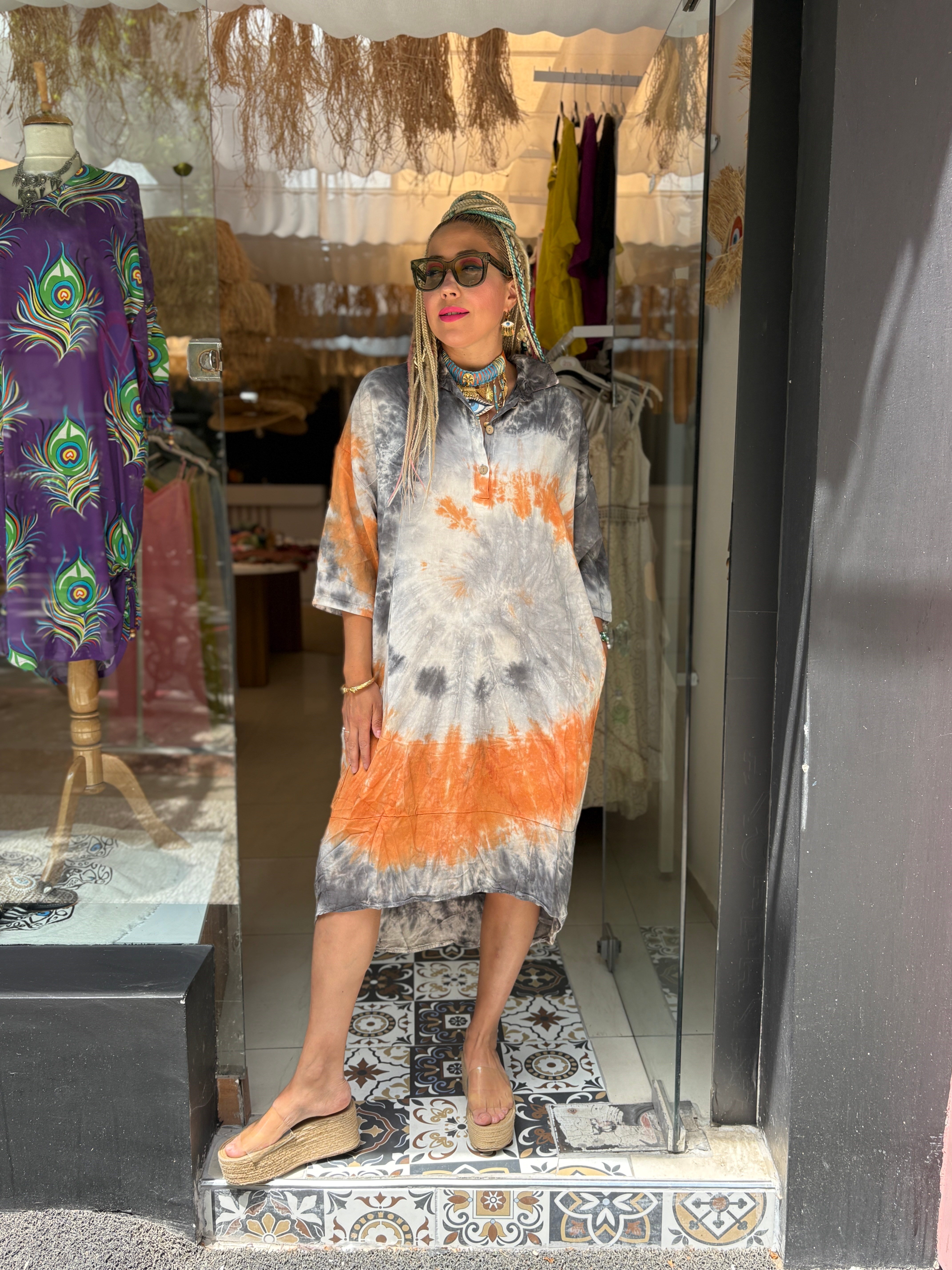Halka Detaylı Turuncu Batik Elbise