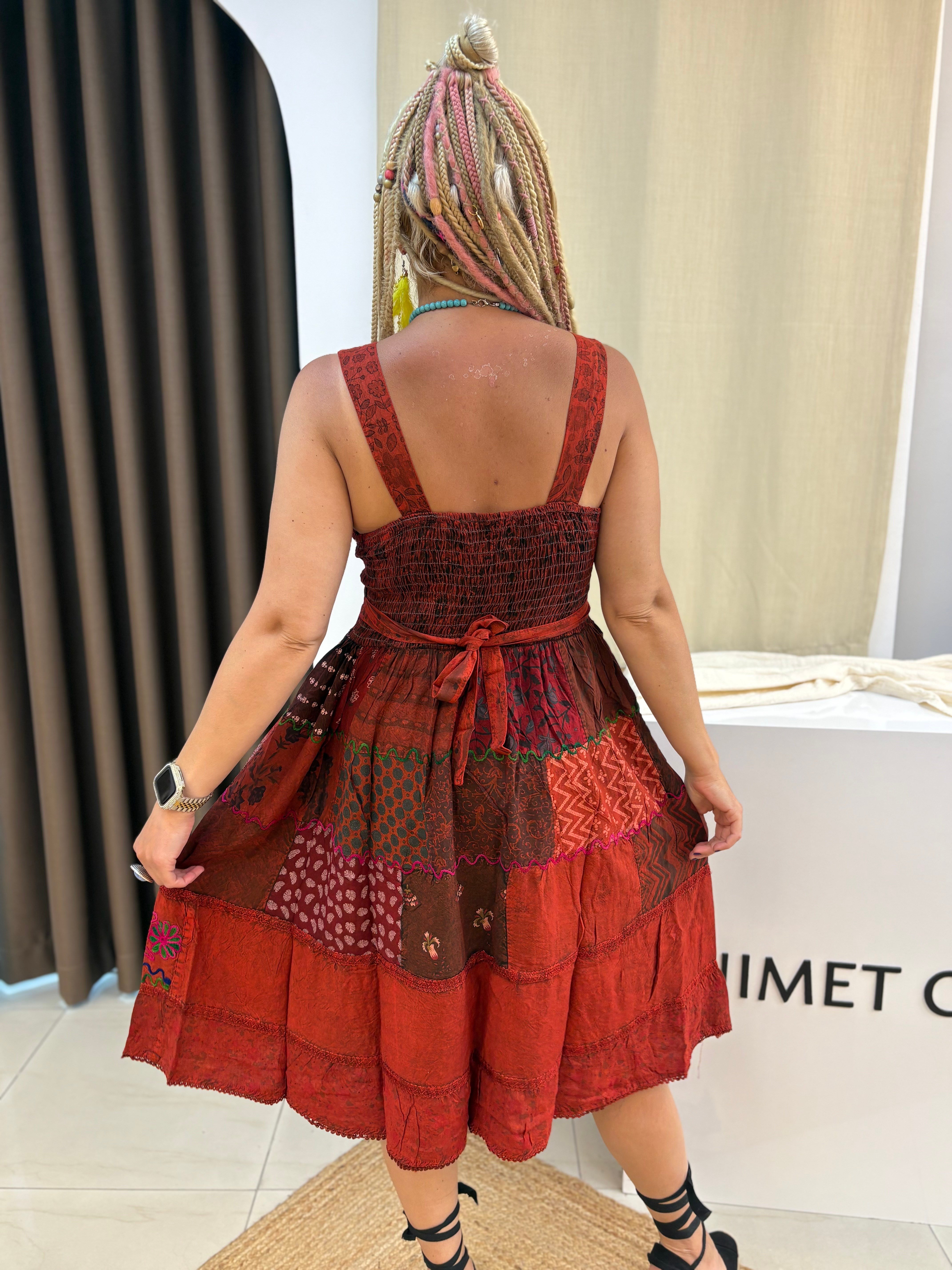 Hint Nepal İşlemeli Kiremit Elbise