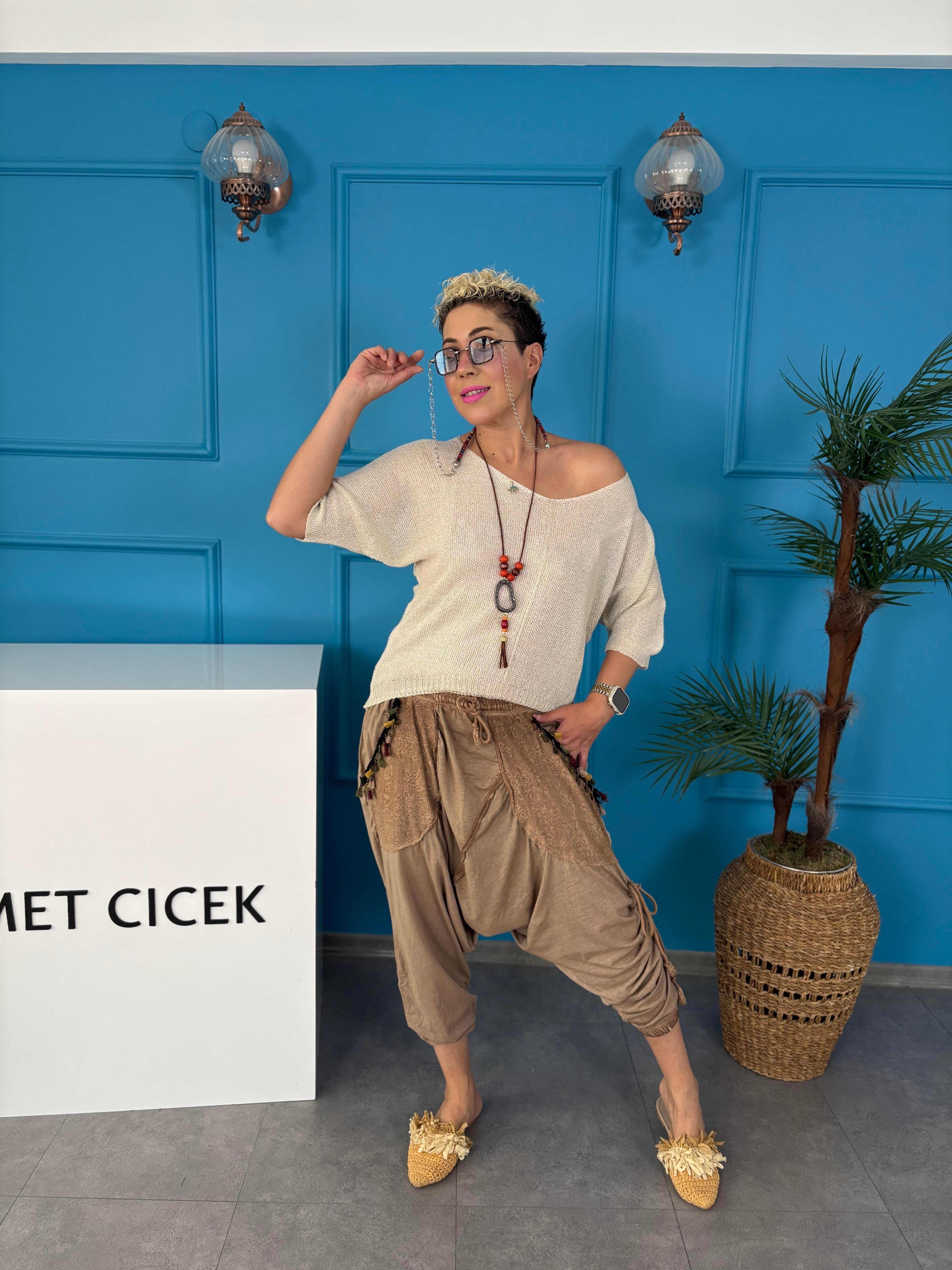 İtalyan Kolyeli Merserize Krem Bluz