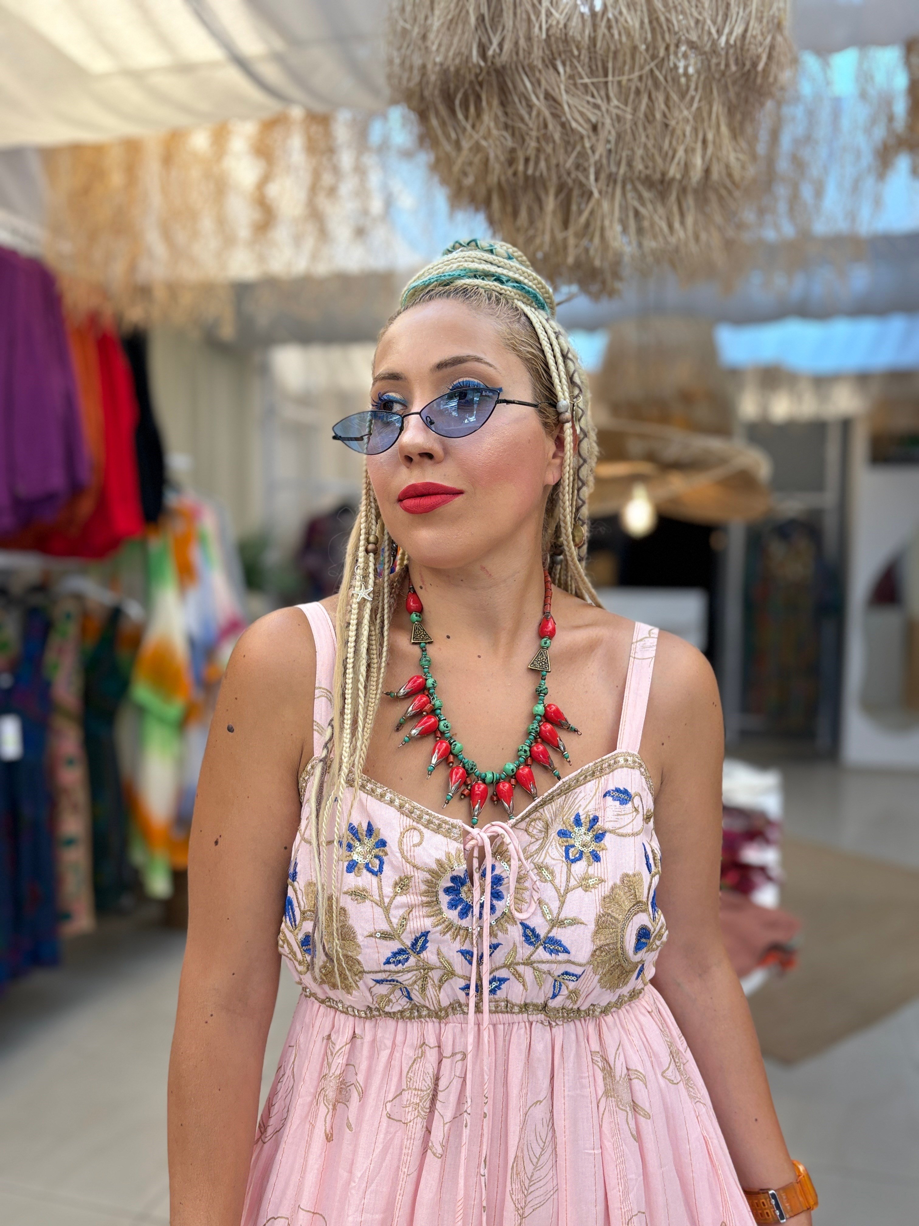 İthal Toz Pembe İşlemeli Askılı Elbise