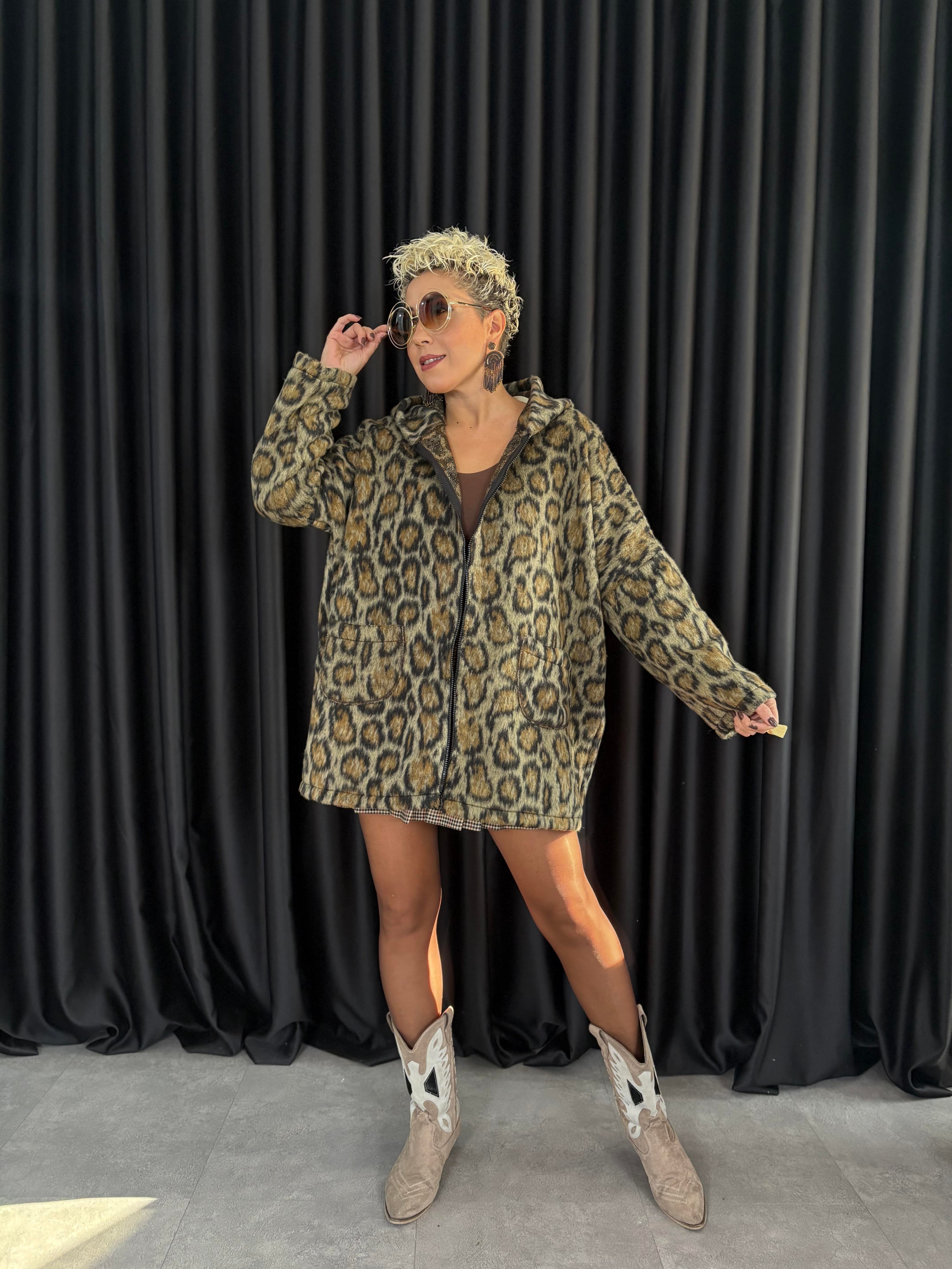 Leopar Desen Yumoş Ceket