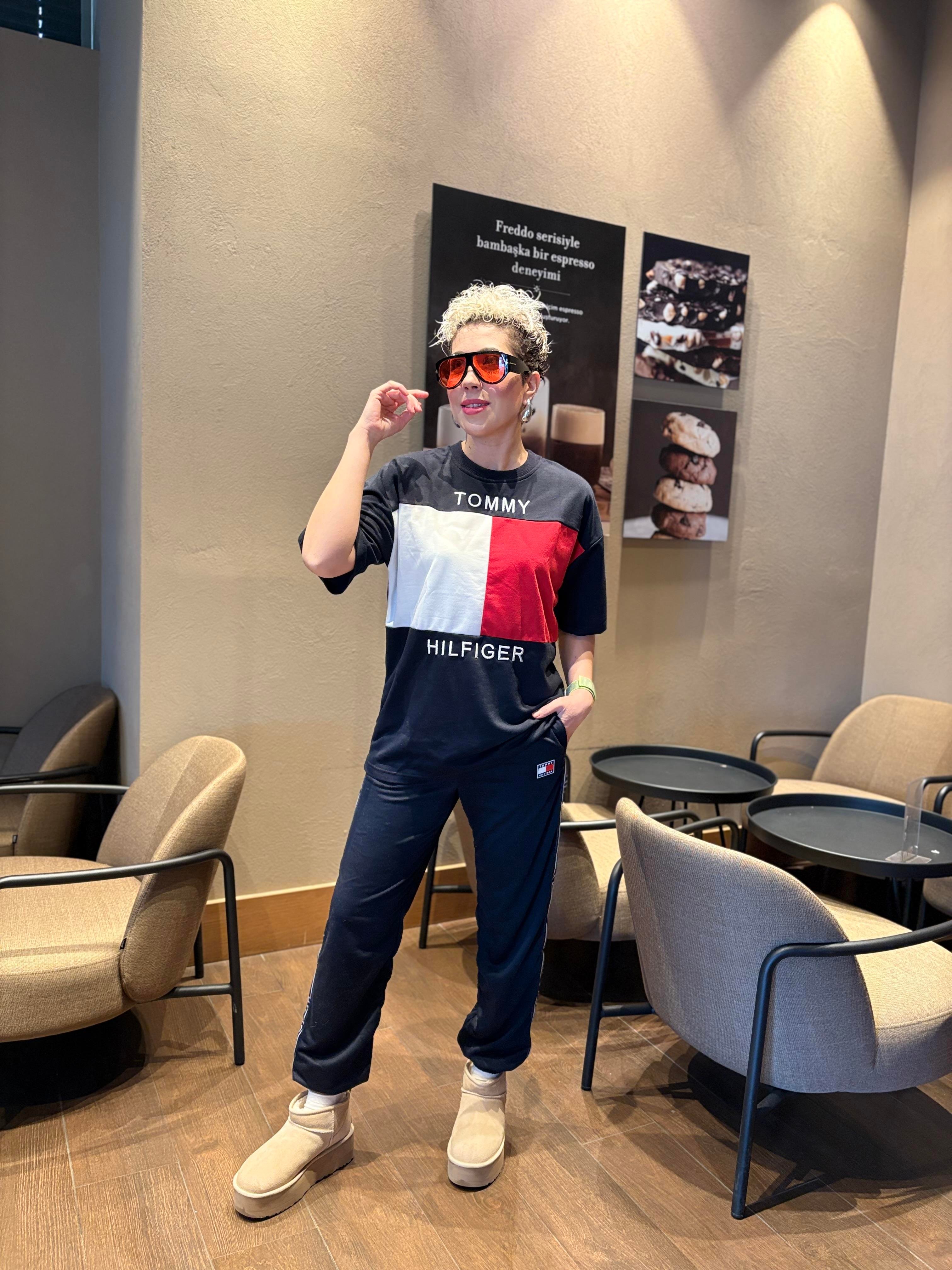 Orjinal Marka İthal T.H. Lacivert Takım