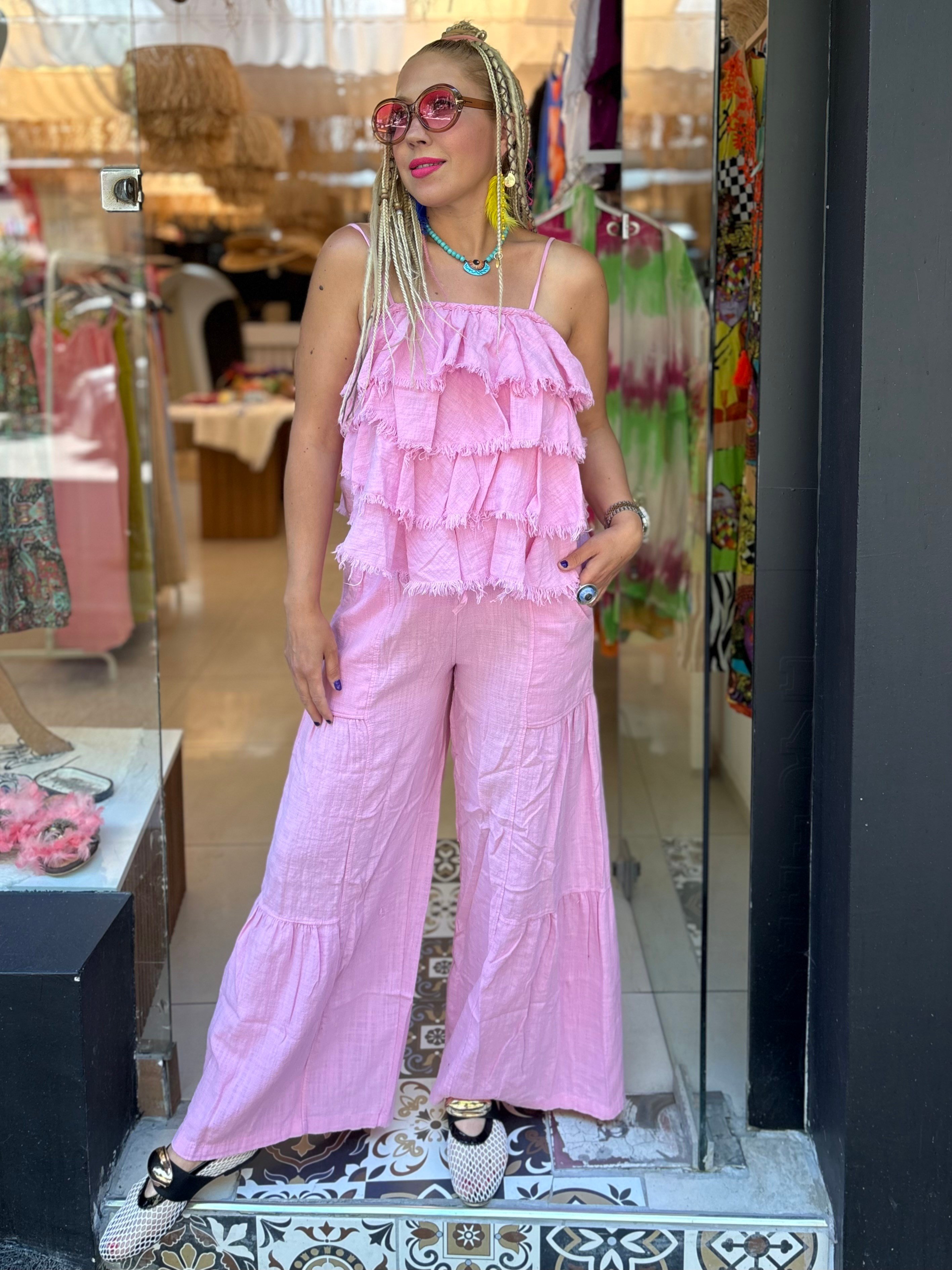 Pembe Helen Takım