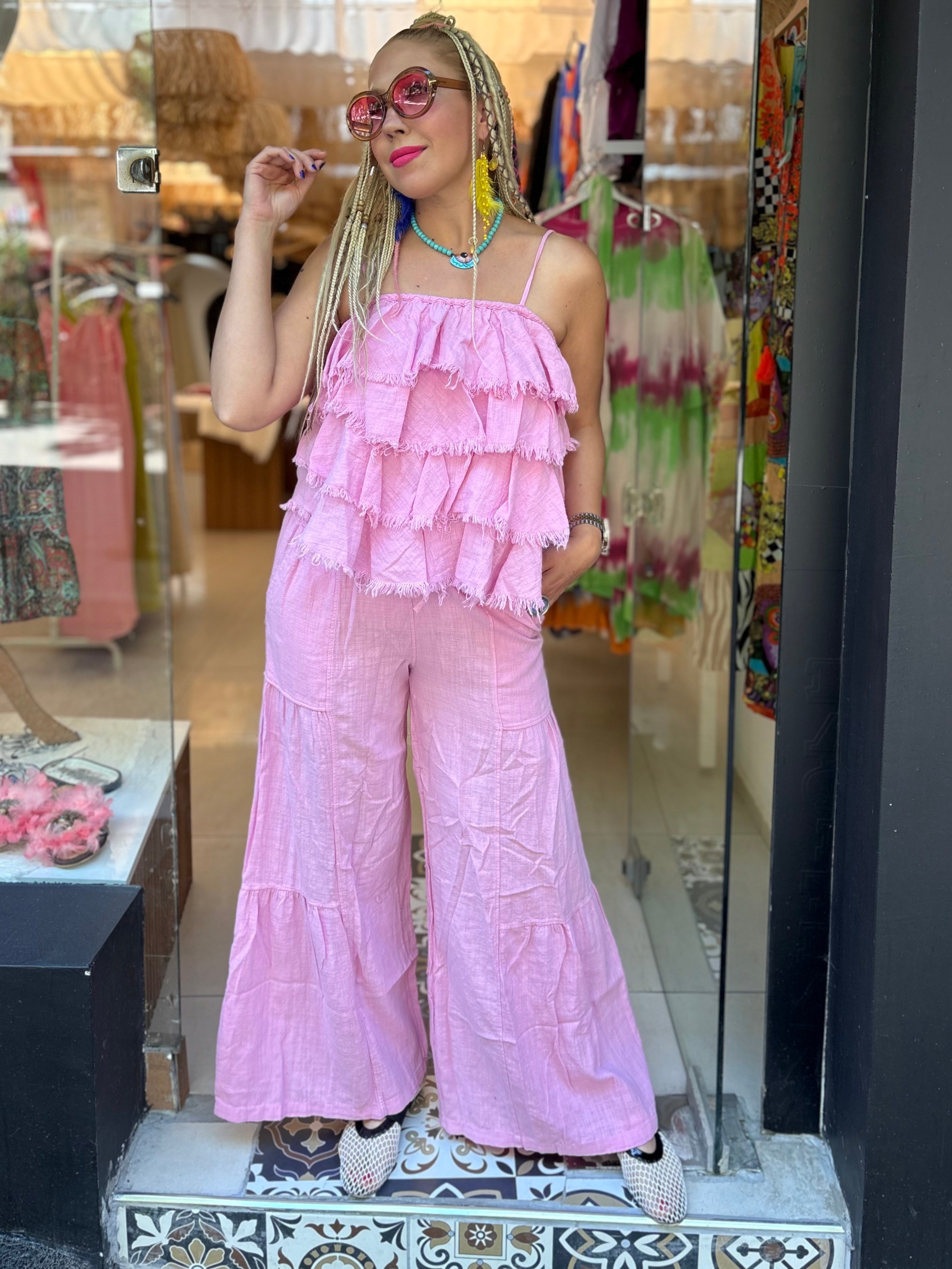 Pembe Helen Takım