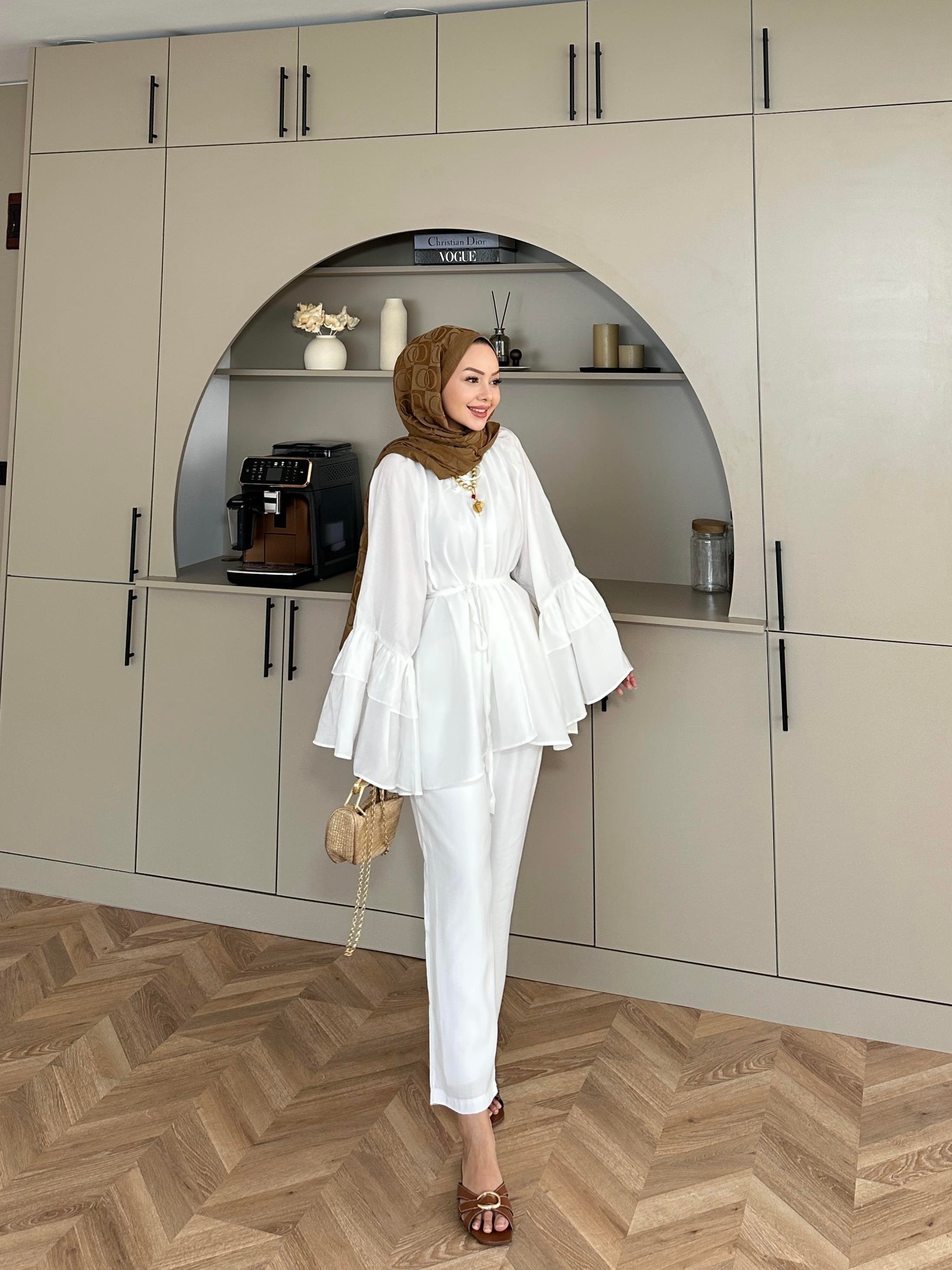 Amaris Pantolonlu Takım Pudra