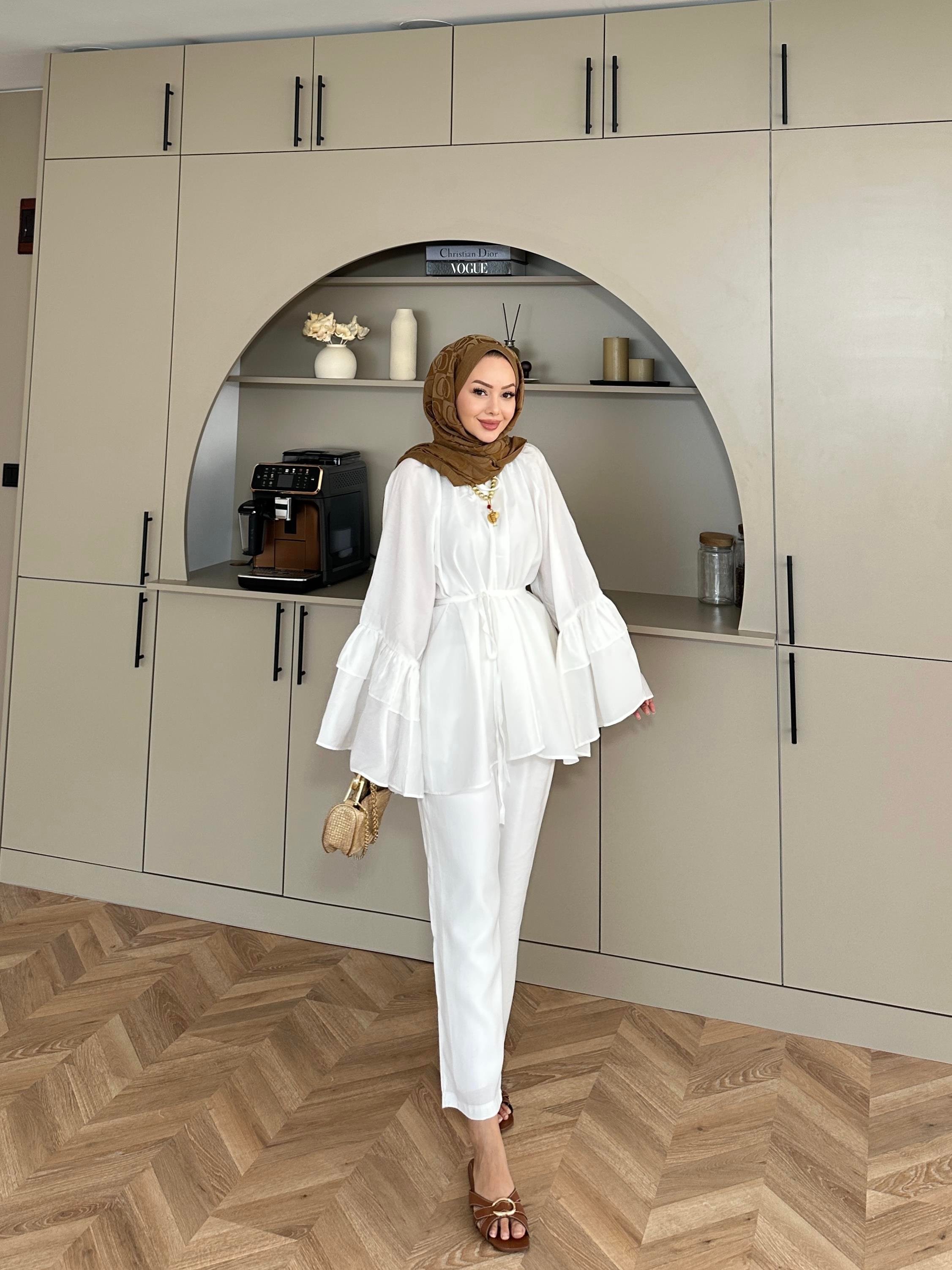 Amaris Pantolonlu Takım Pudra