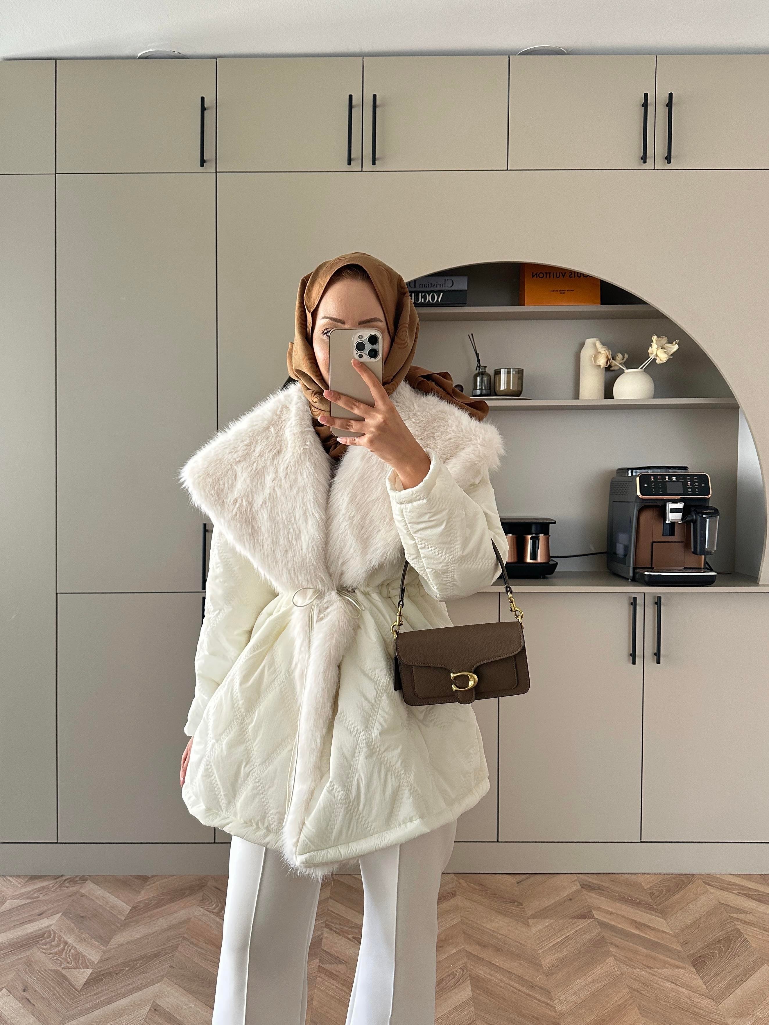 Arjana Şişme Mont Ekru 