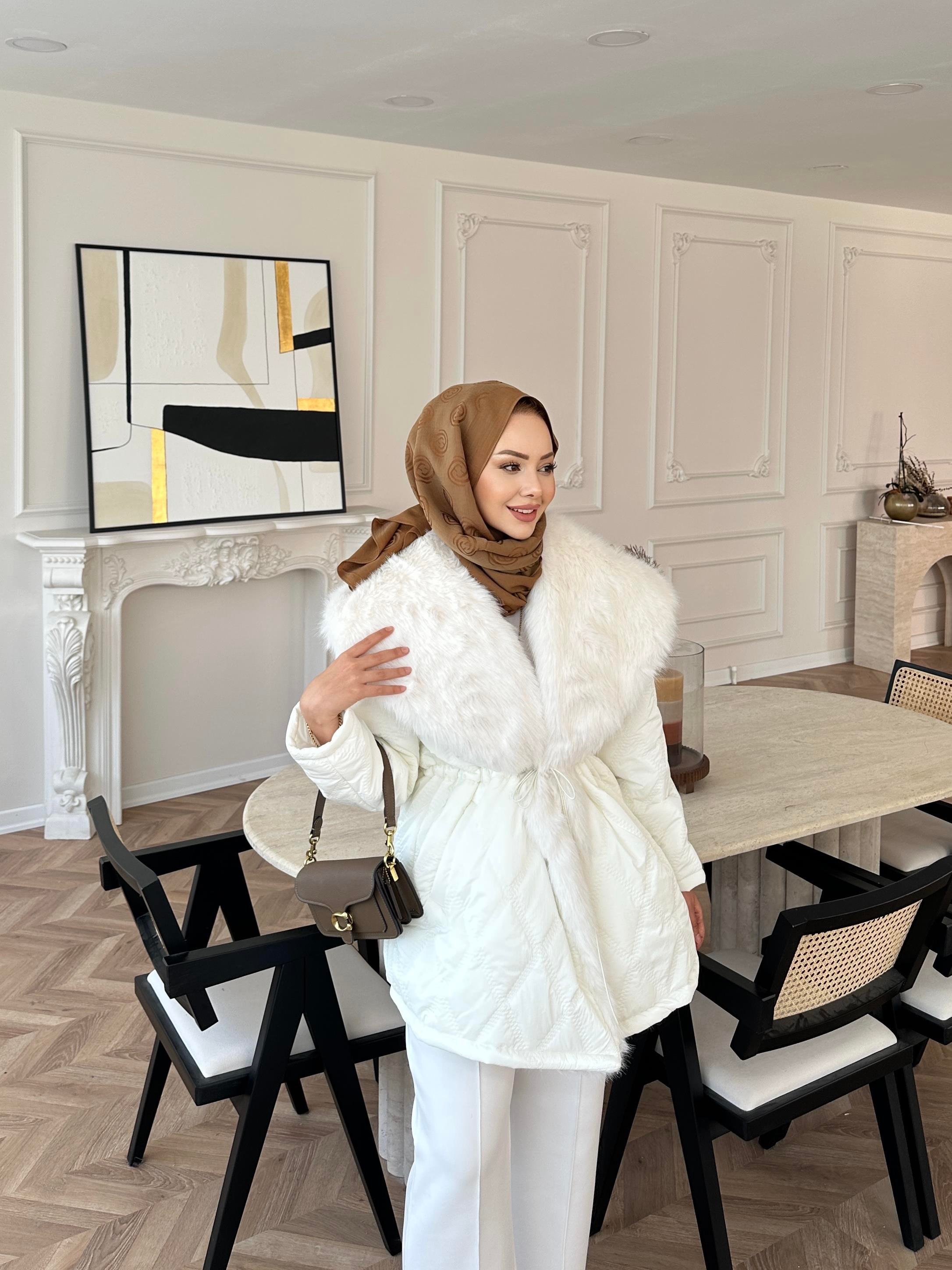 Arjana Şişme Mont Ekru 