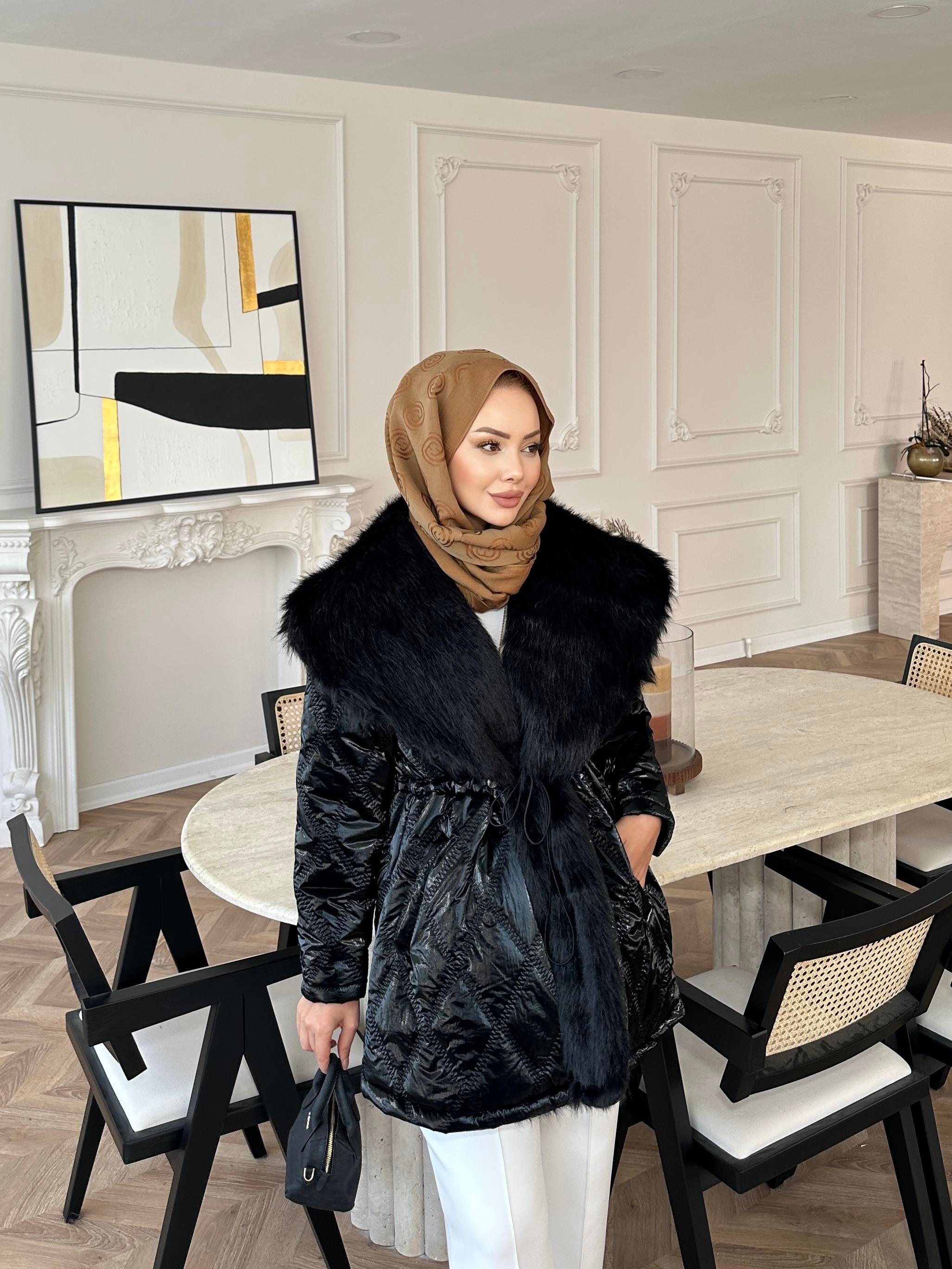 Arjana Şişme Mont Siyah