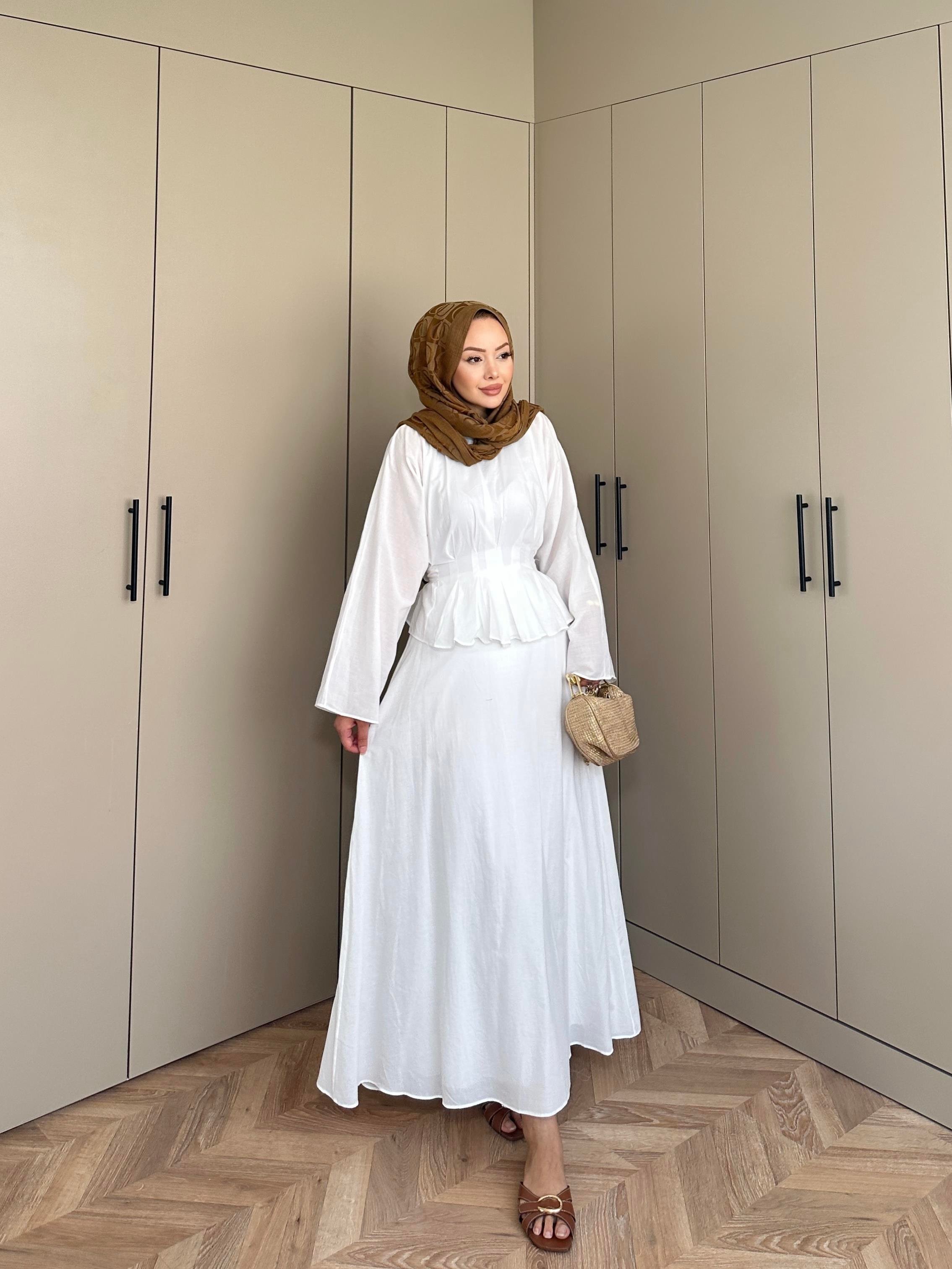 Beyna Etekli Takım Beyaz