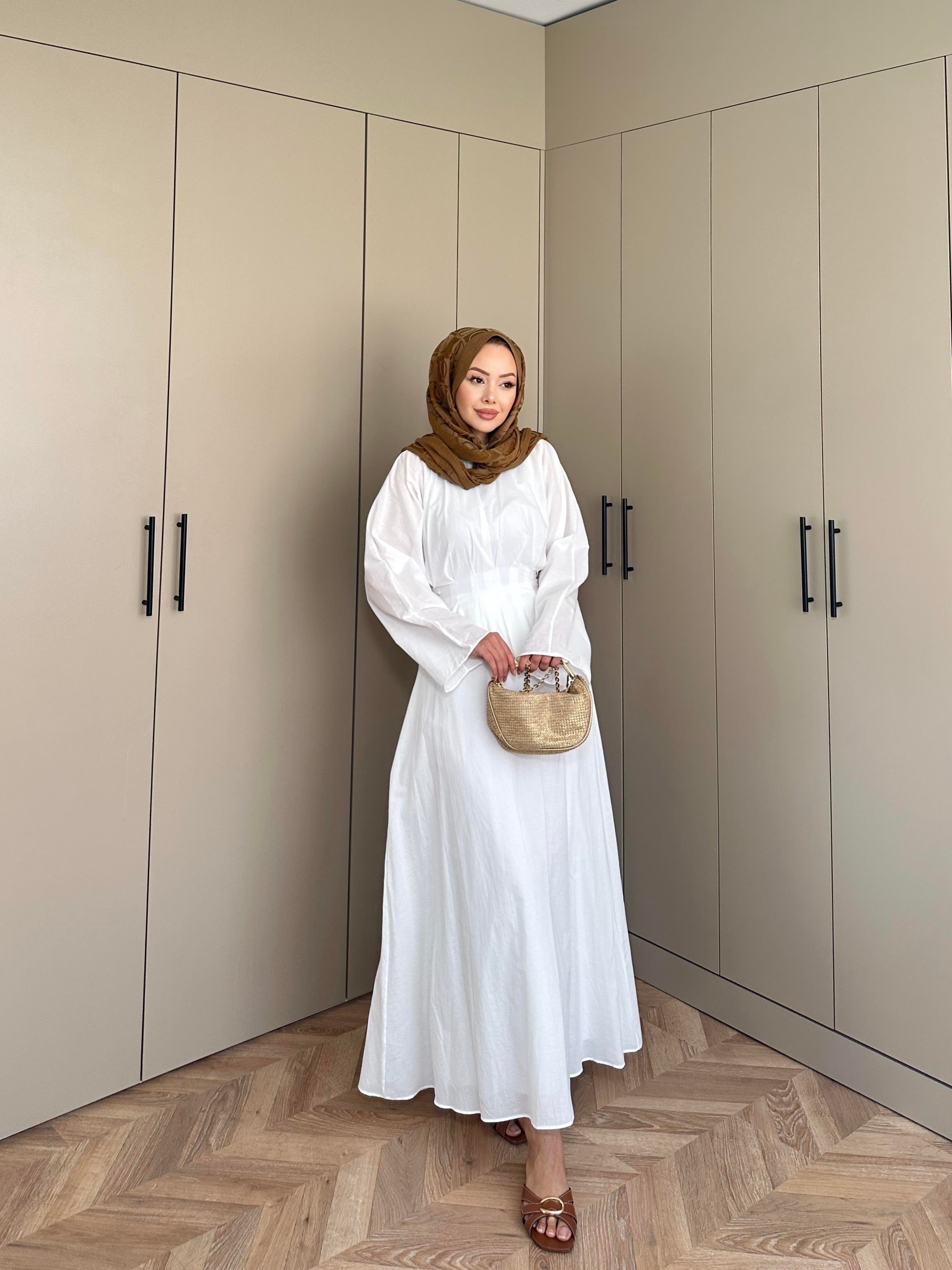 Beyna Etekli Takım Beyaz