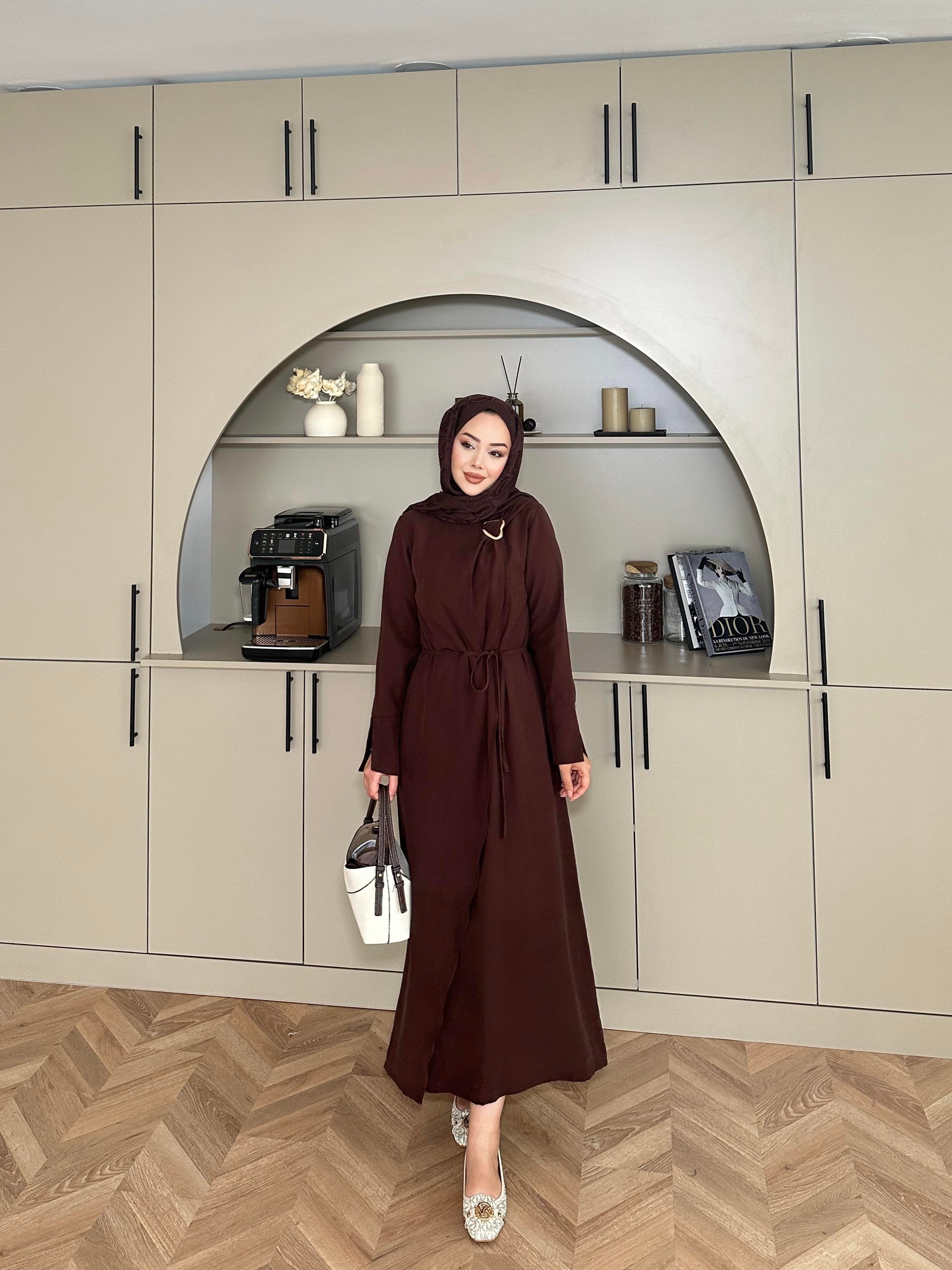 Candy Broşlu Elbise Acı Kahve