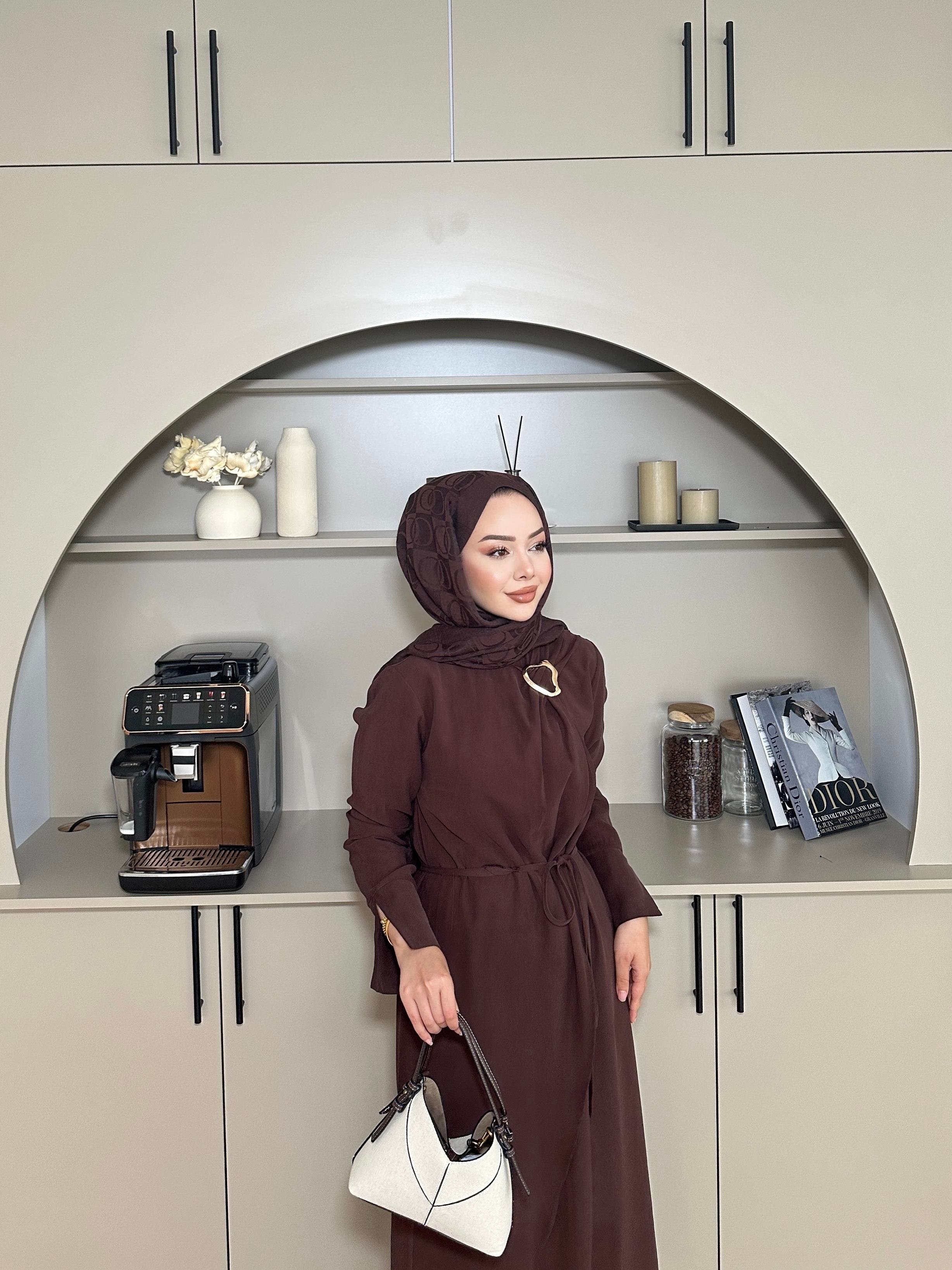 Candy Broşlu Elbise Acı Kahve