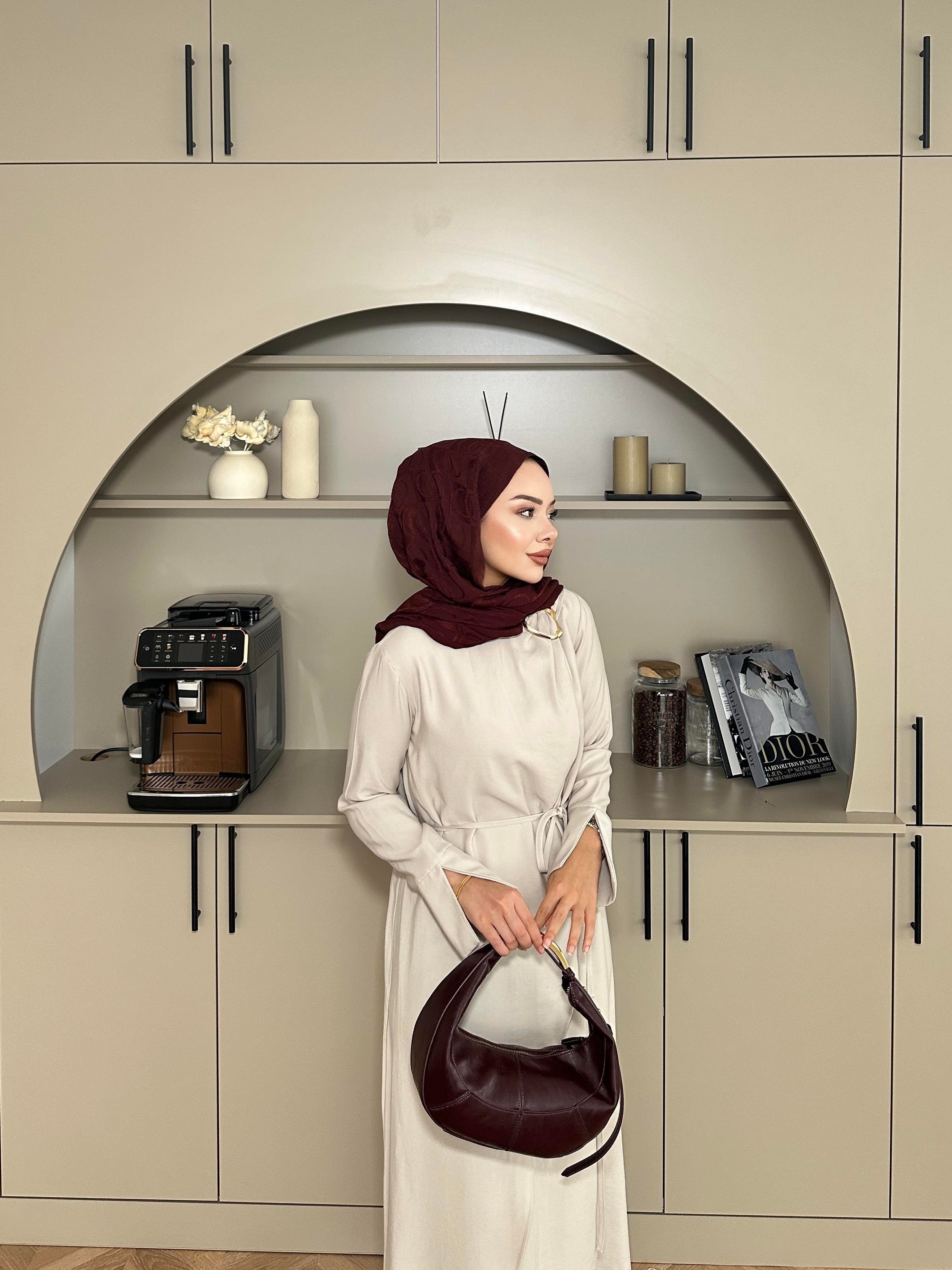 Candy Broşlu Elbise Bej