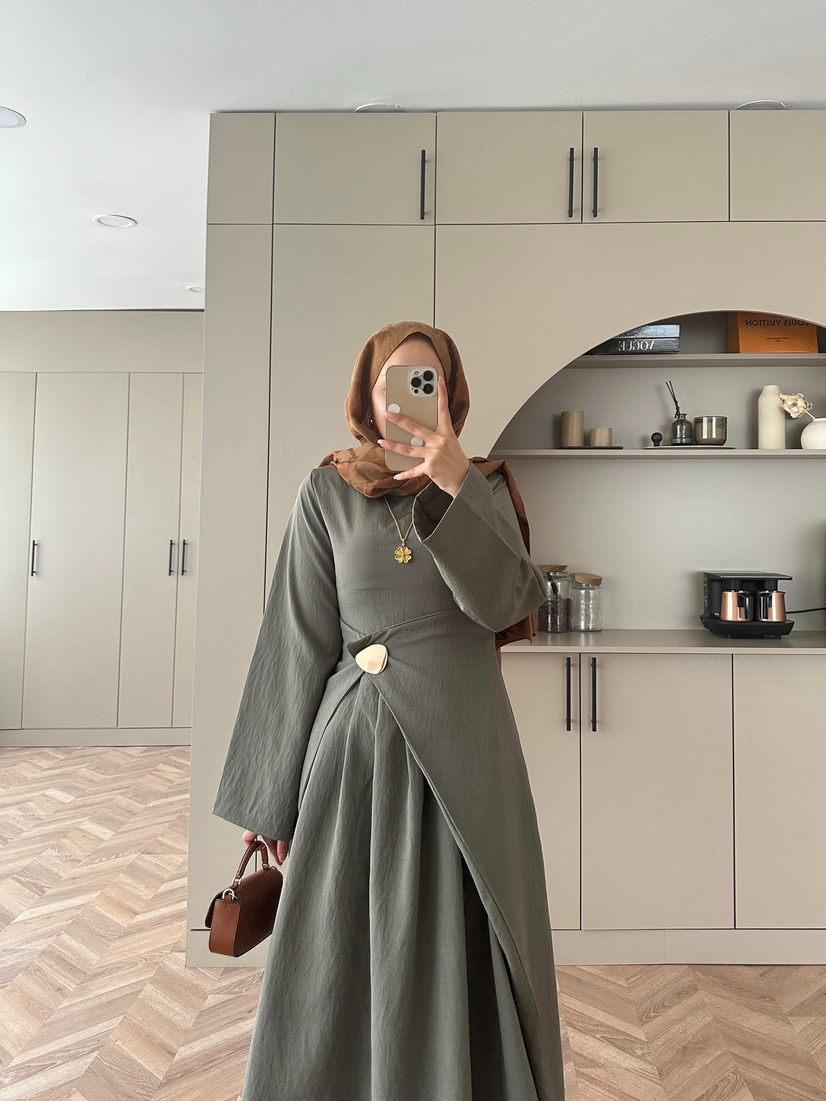 Carla Qupra Piliseli Elbise Haki