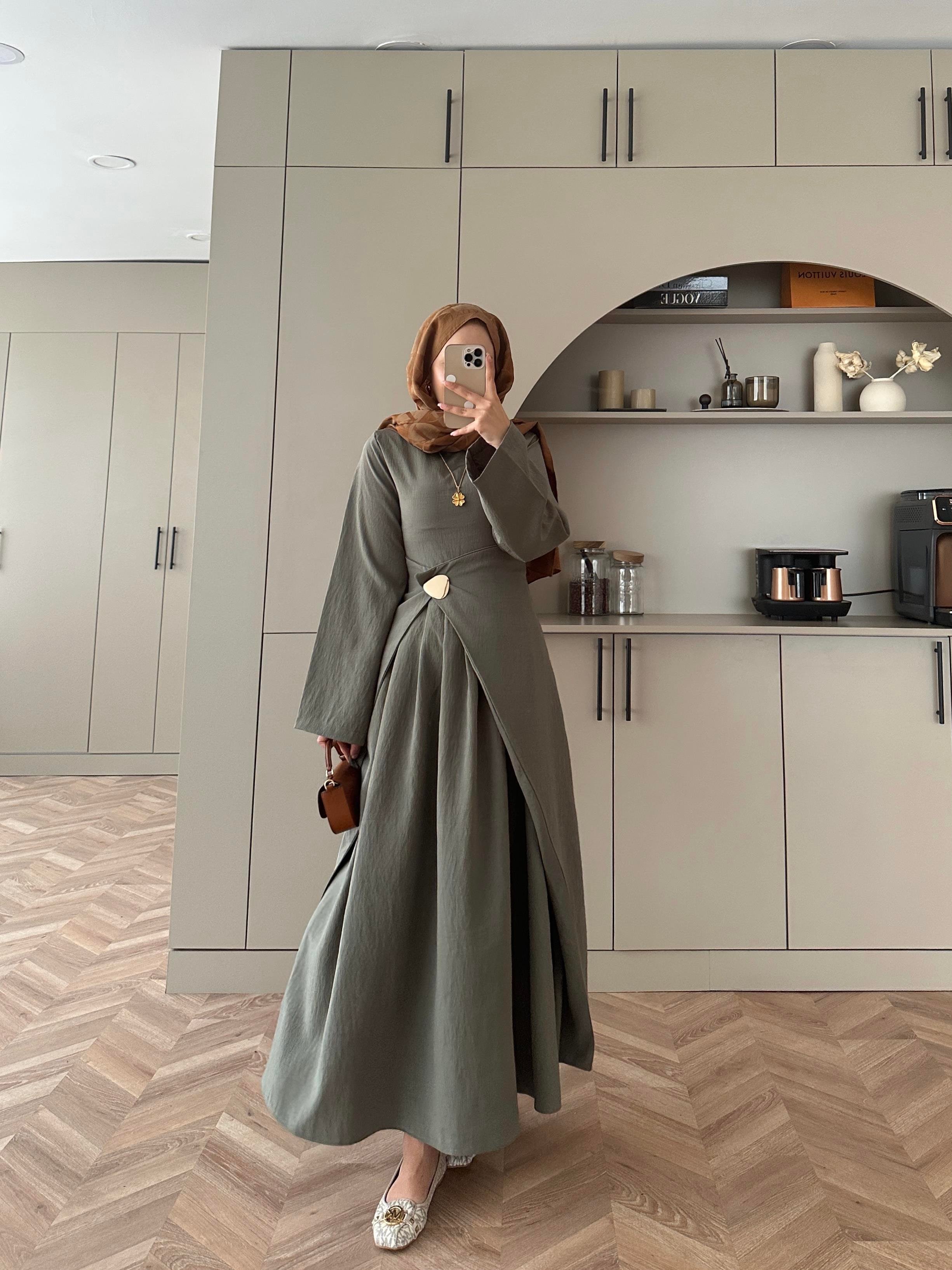 Carla Qupra Piliseli Elbise Haki