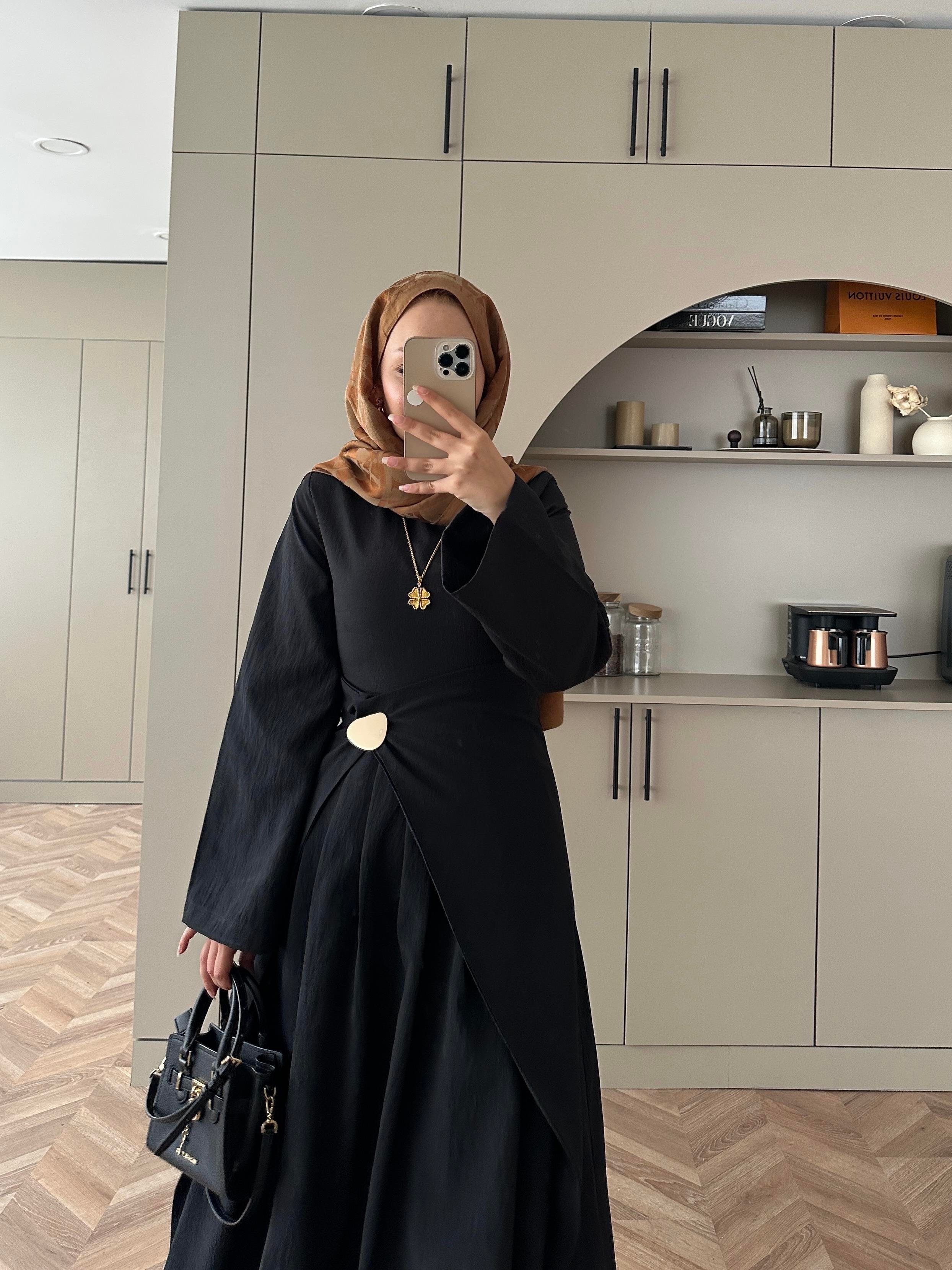 Carla Qupra Piliseli Elbise Siyah