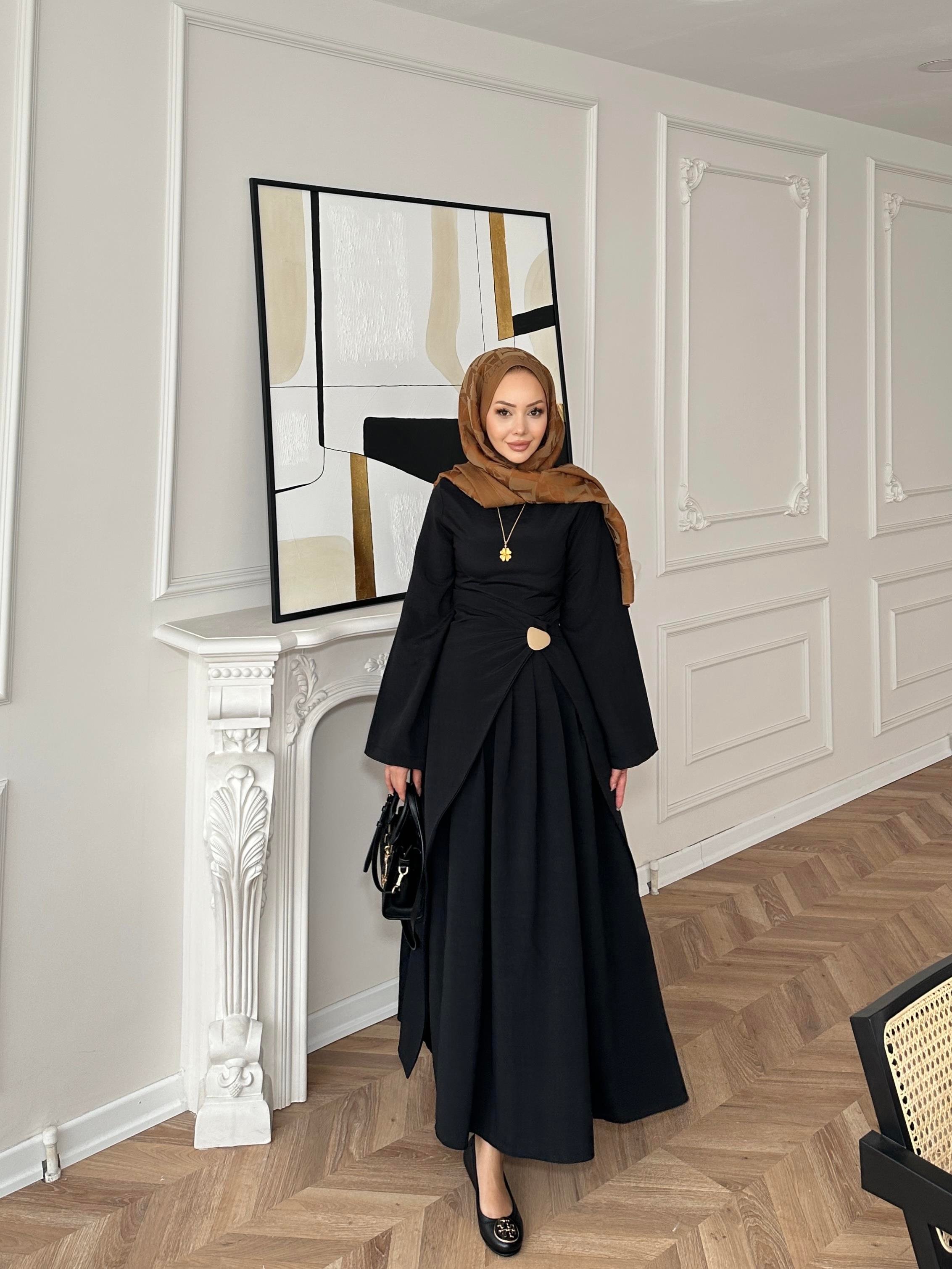 Carla Qupra Piliseli Elbise Siyah