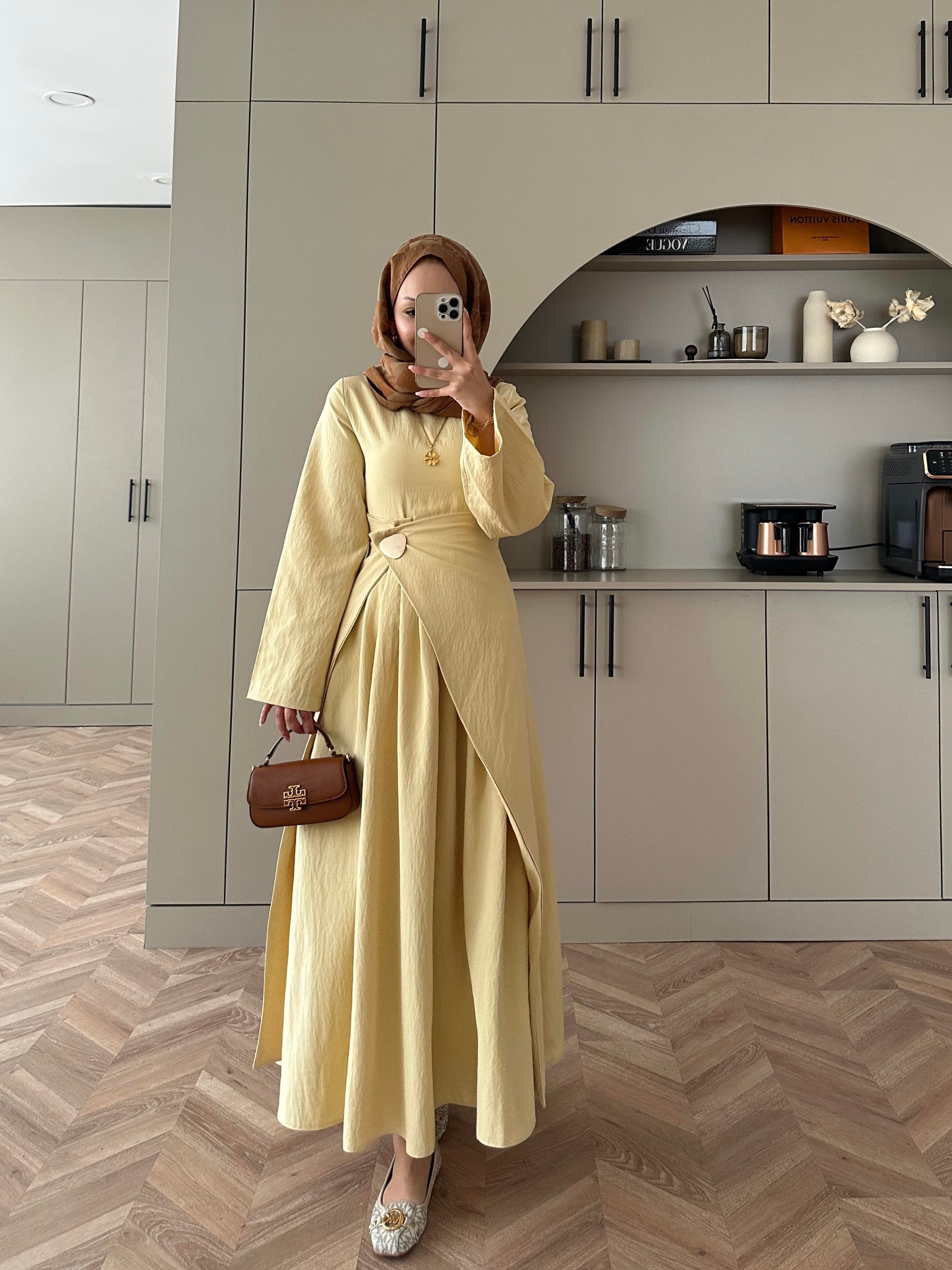 Carla Qupra Piliseli Elbiseli Sarı