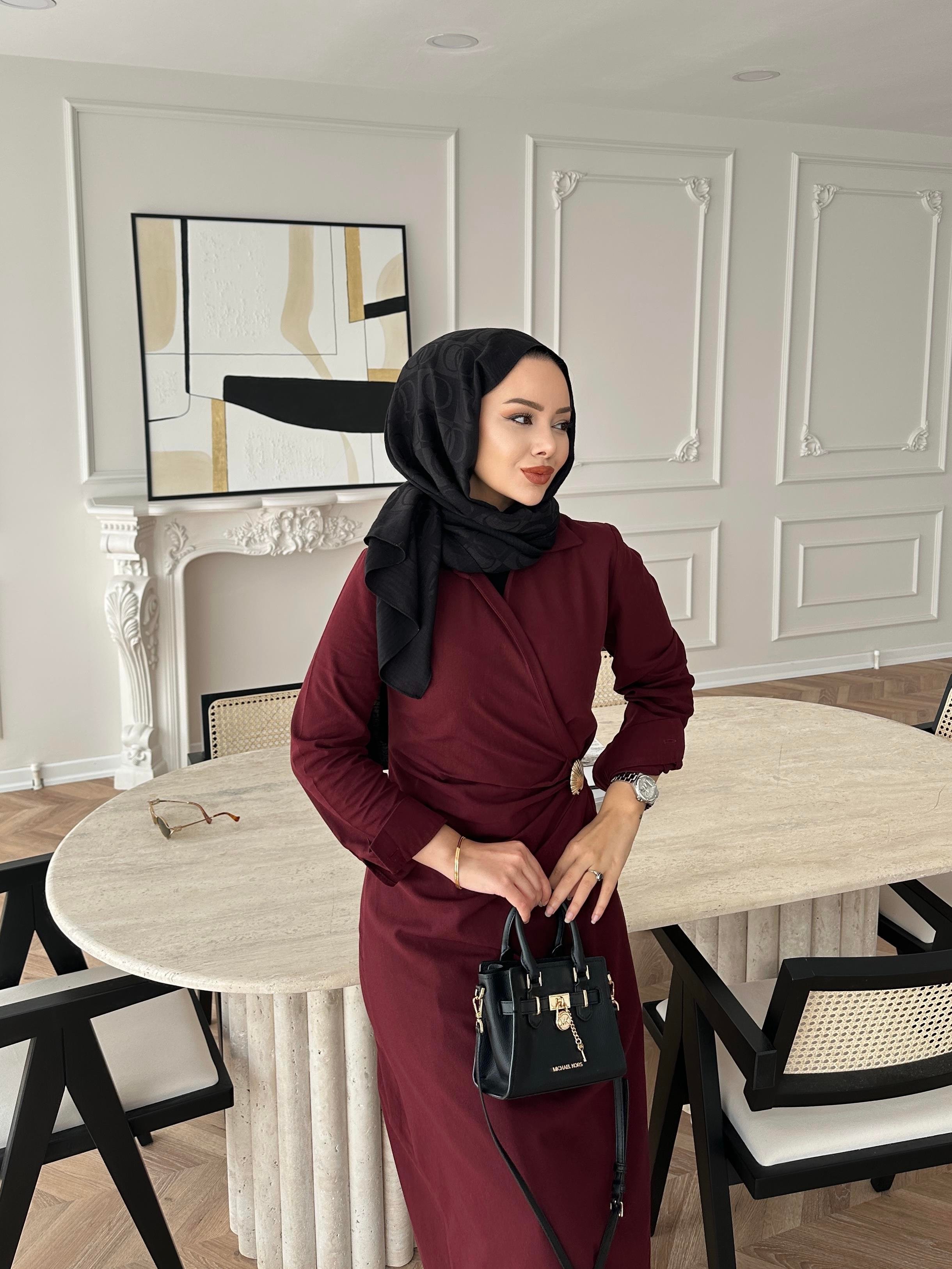 Deniz Broşlu Elbise Bordo