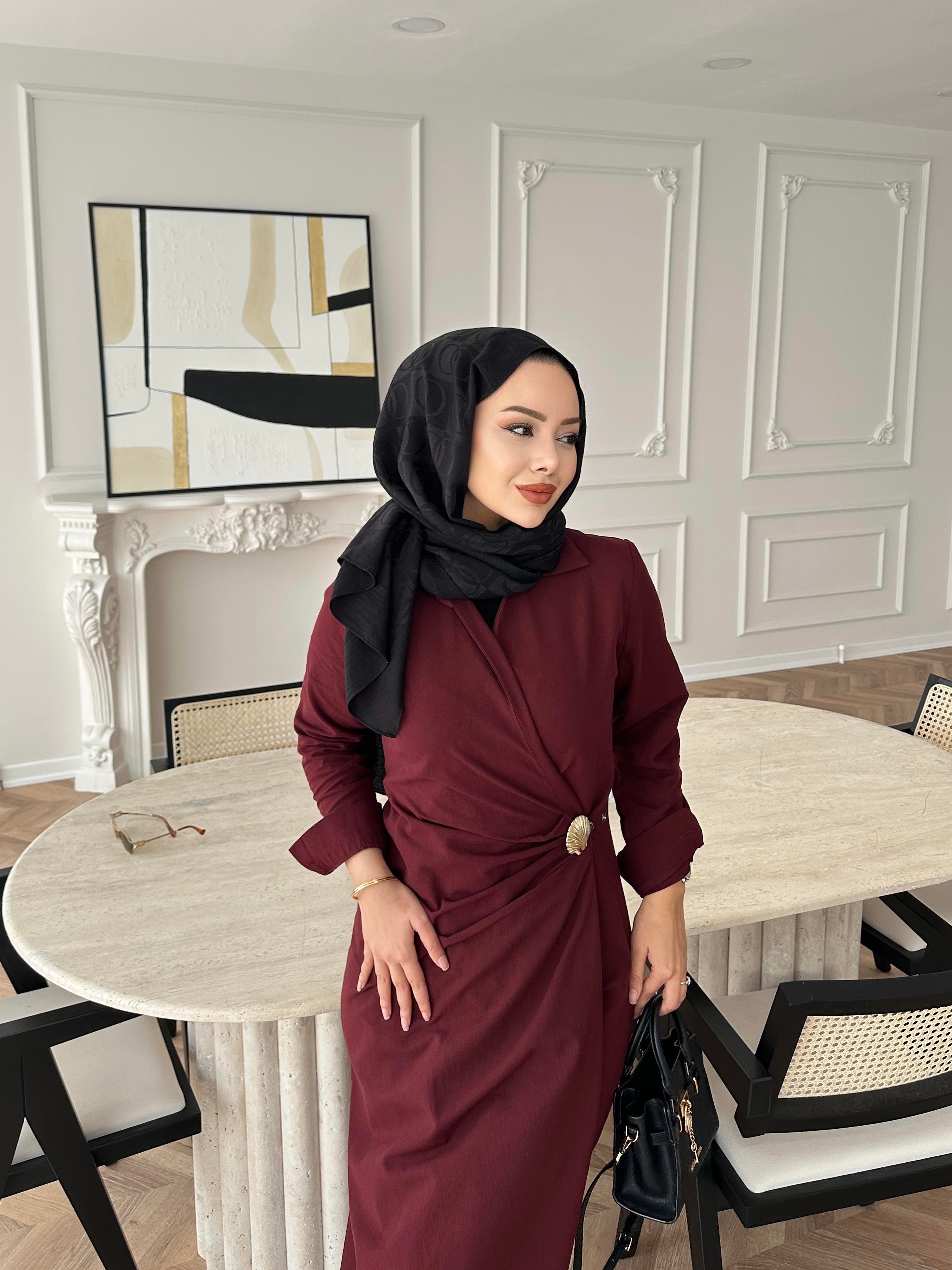 Deniz Broşlu Elbise Bordo