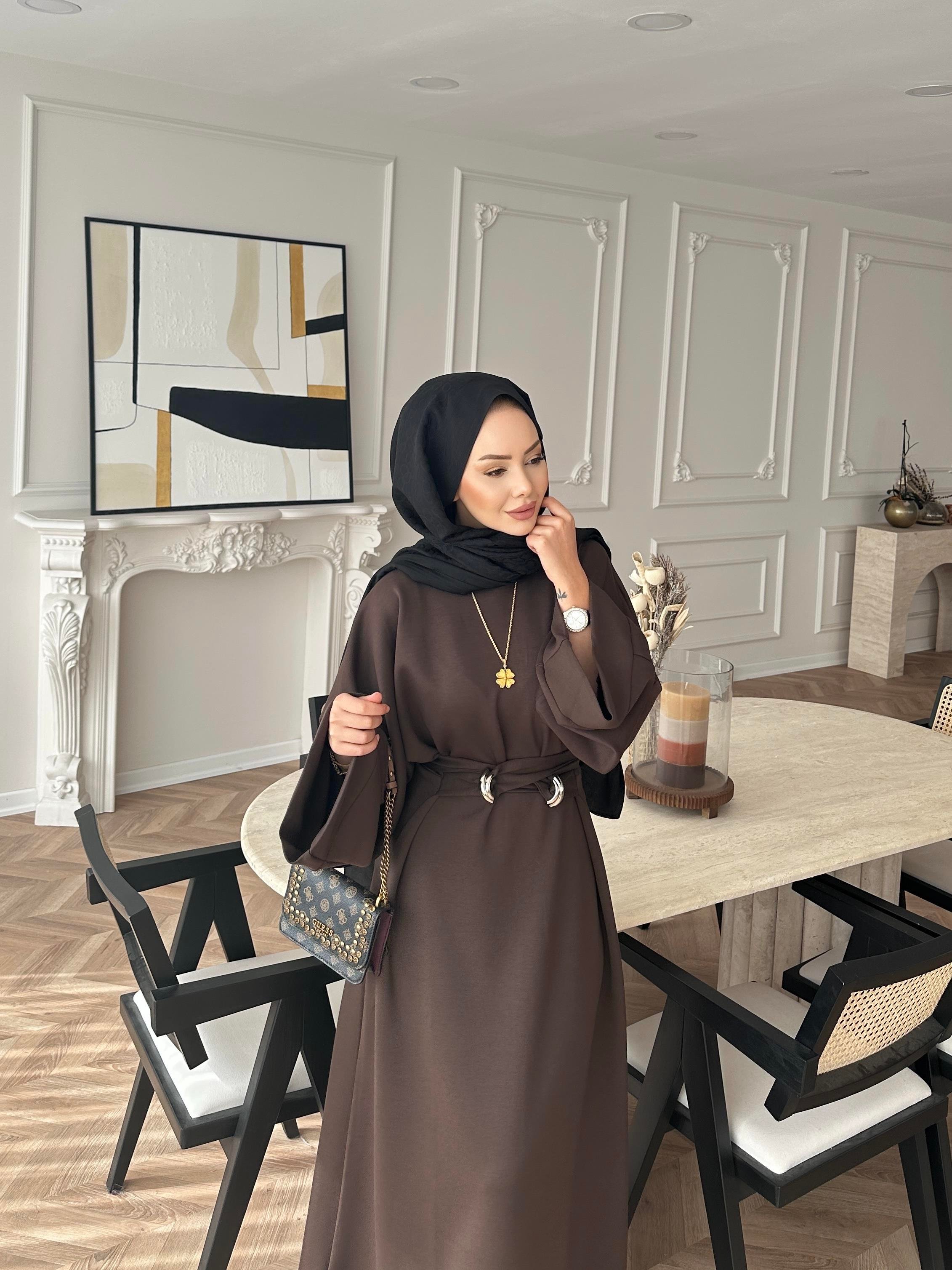 Desni İki İplik Elbise Acı Kahve