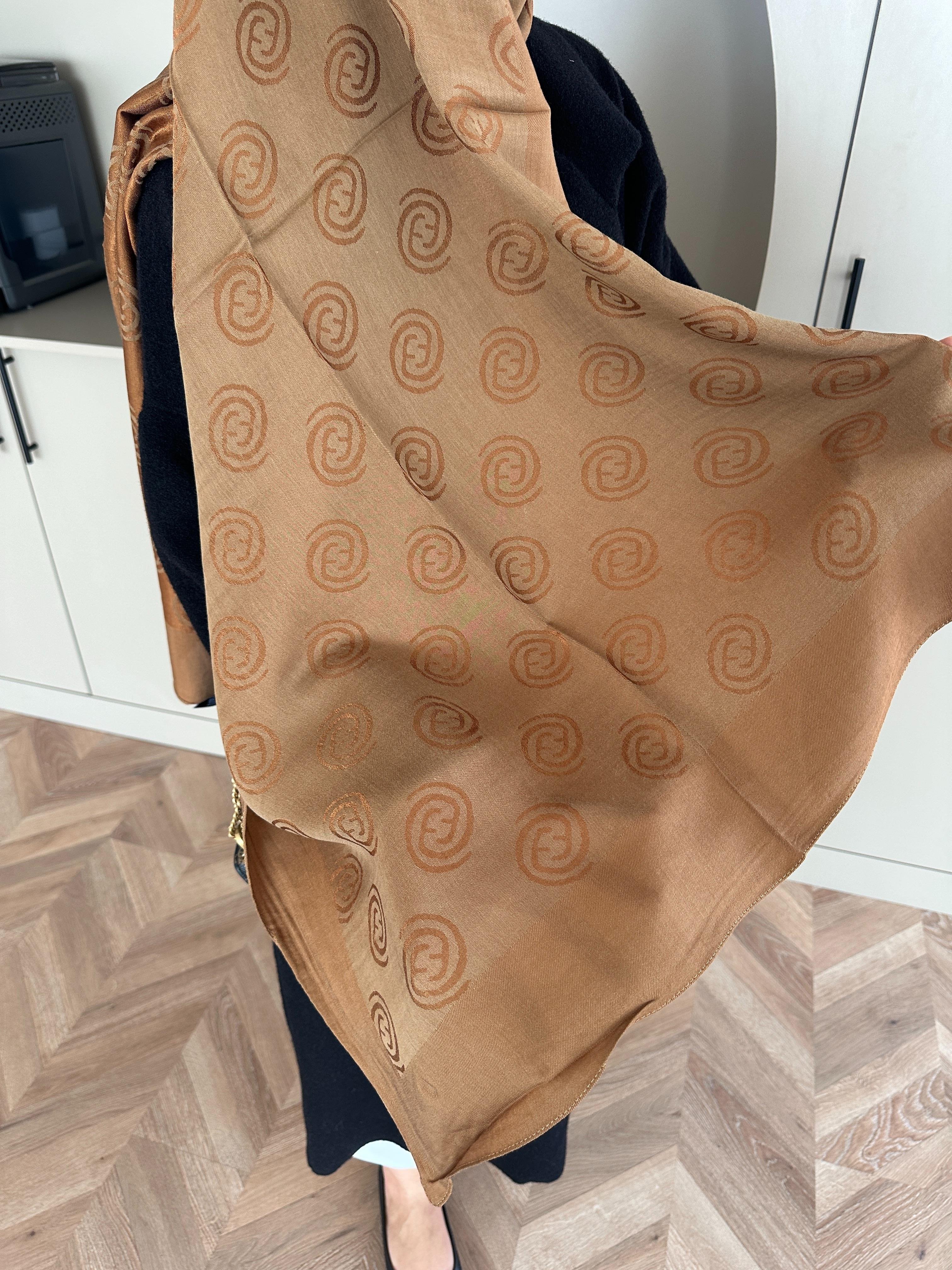 Deve Tüyü E Desen Naia Şal