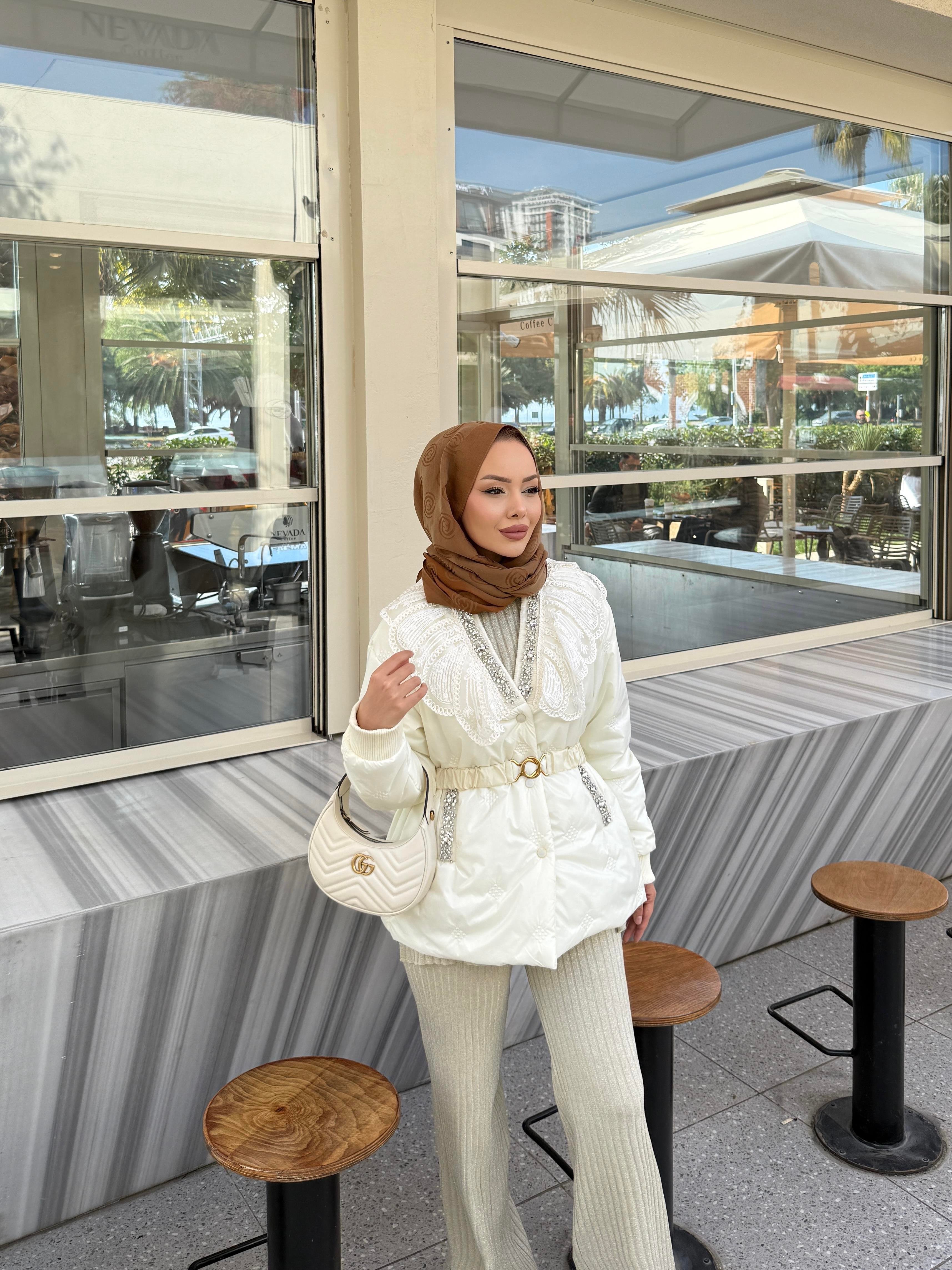 Diamond İthal Kapitone Mont Ekru