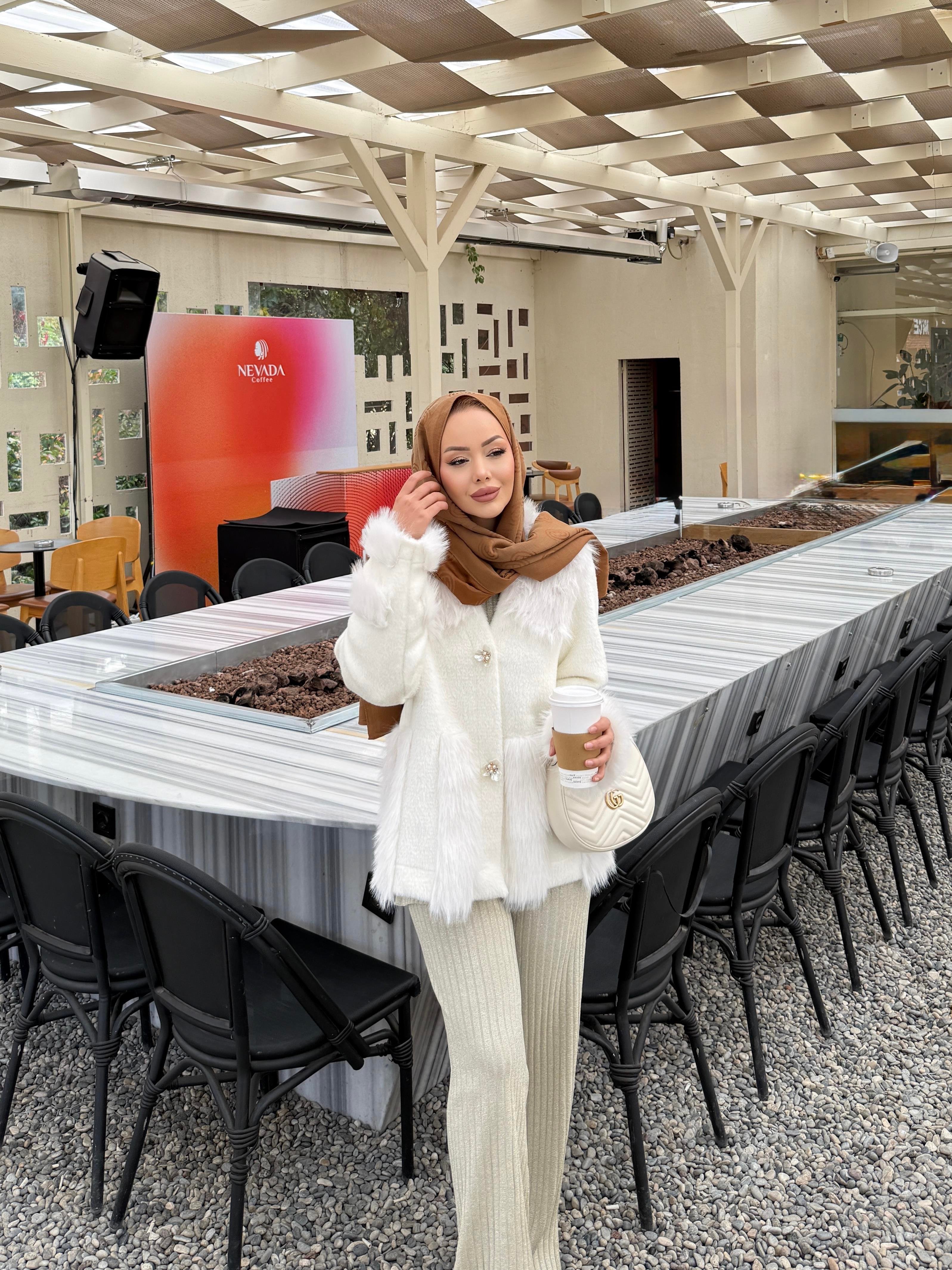 Diva Taş Detaylı Hırka/Ceket Ekru