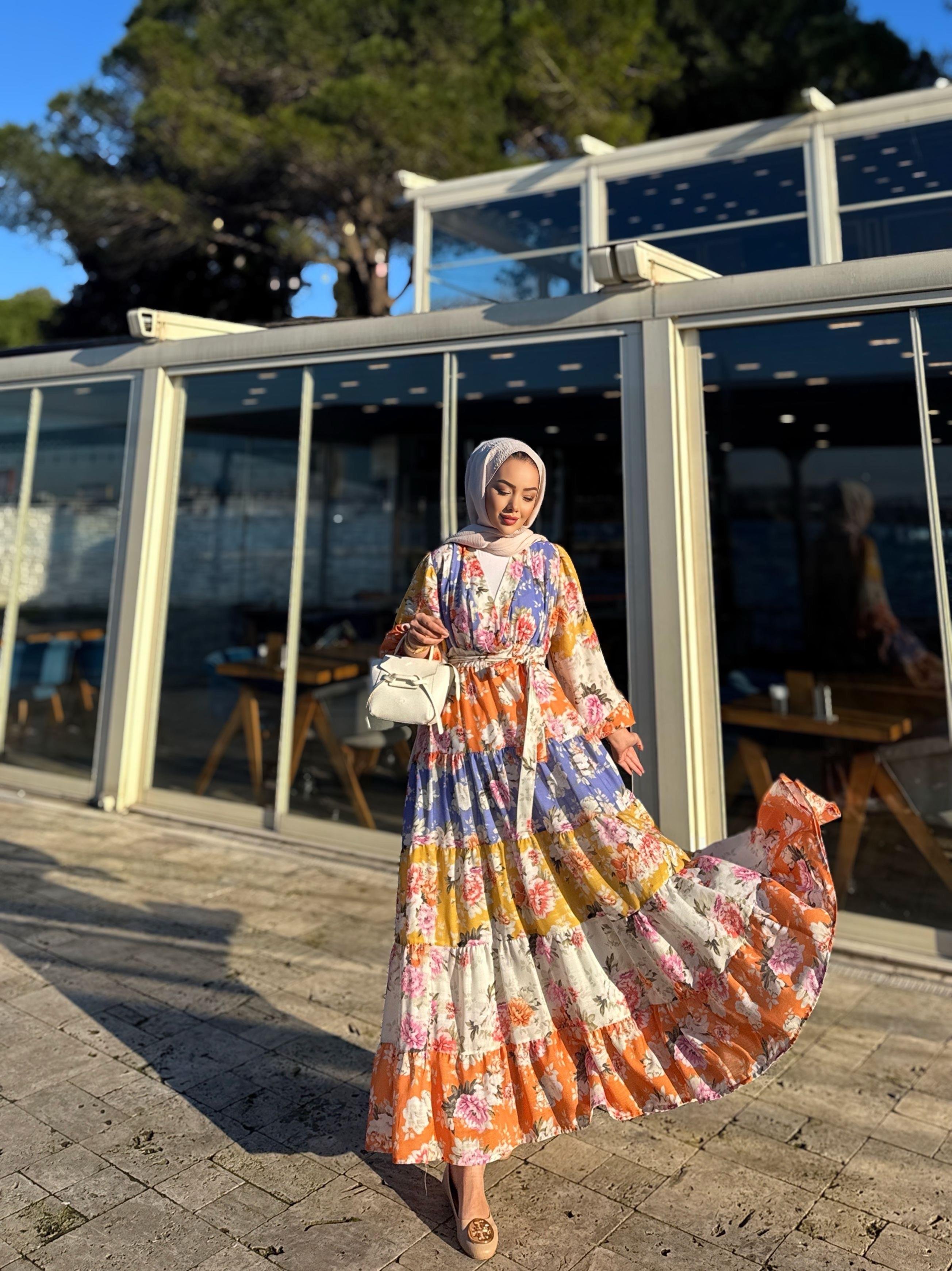 Elara Çiçekli Elbise