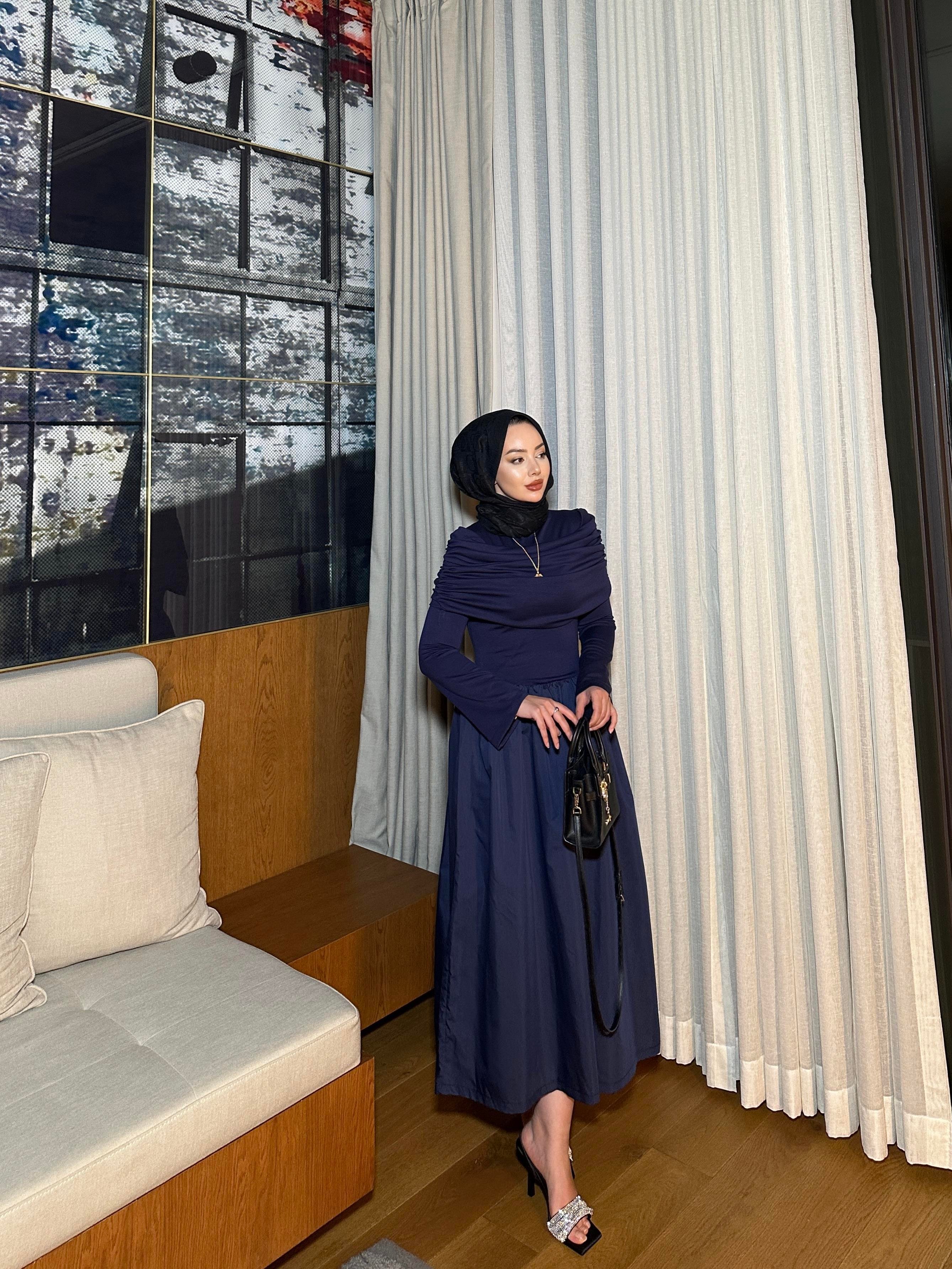 Evan Elbise Lacivert