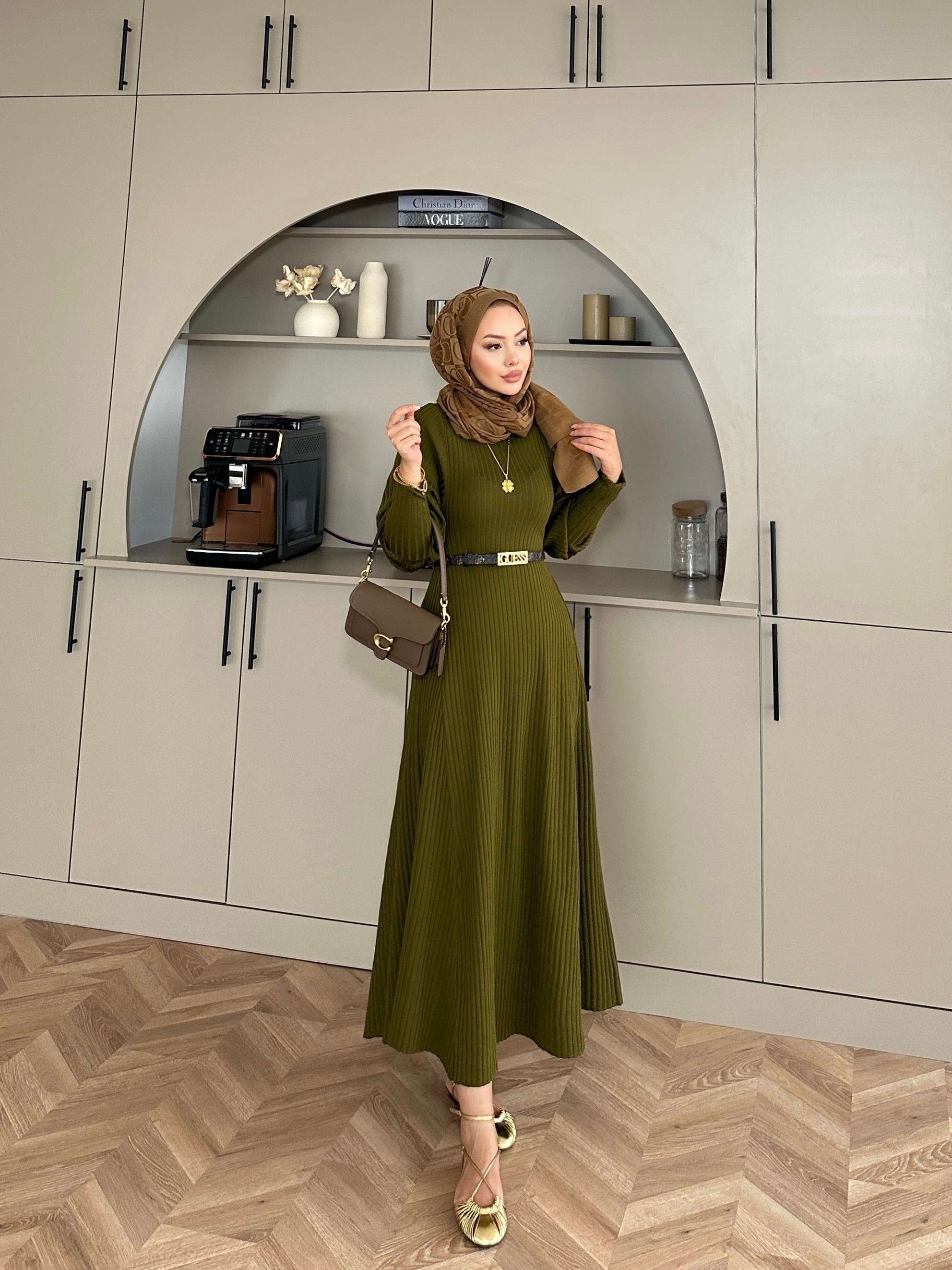 Eylül Triko Elbise Haki 