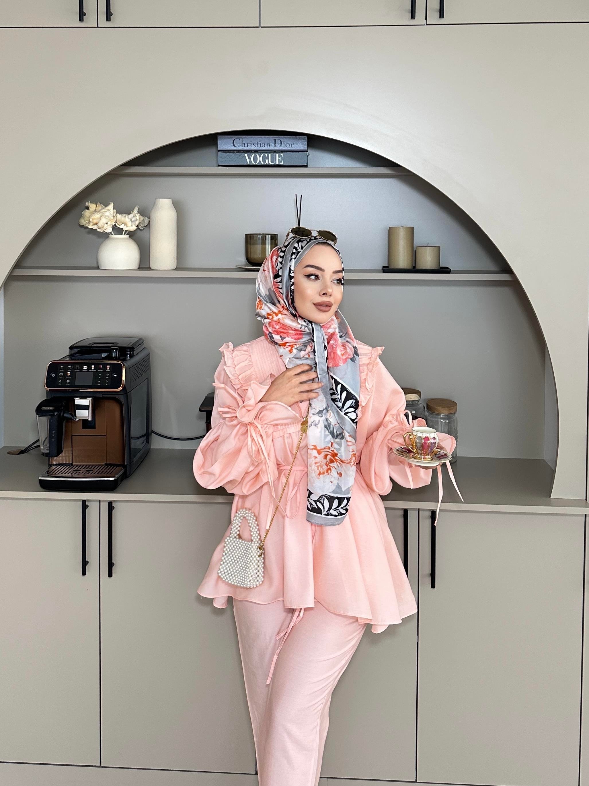 Faye Pantolonlu Takım Pudra