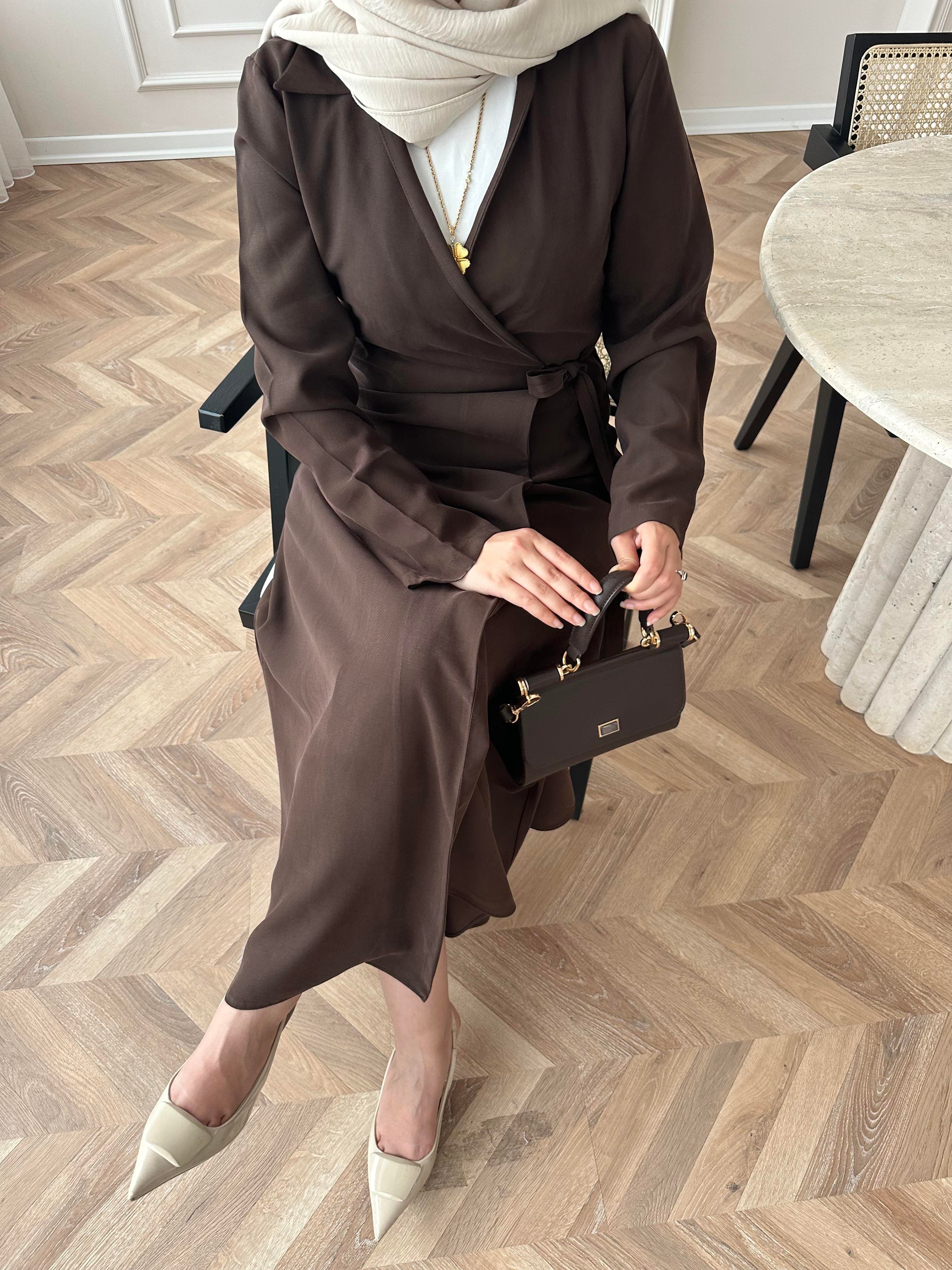 Gigi Yandan Bağlamalı Elbise Acı Kahve